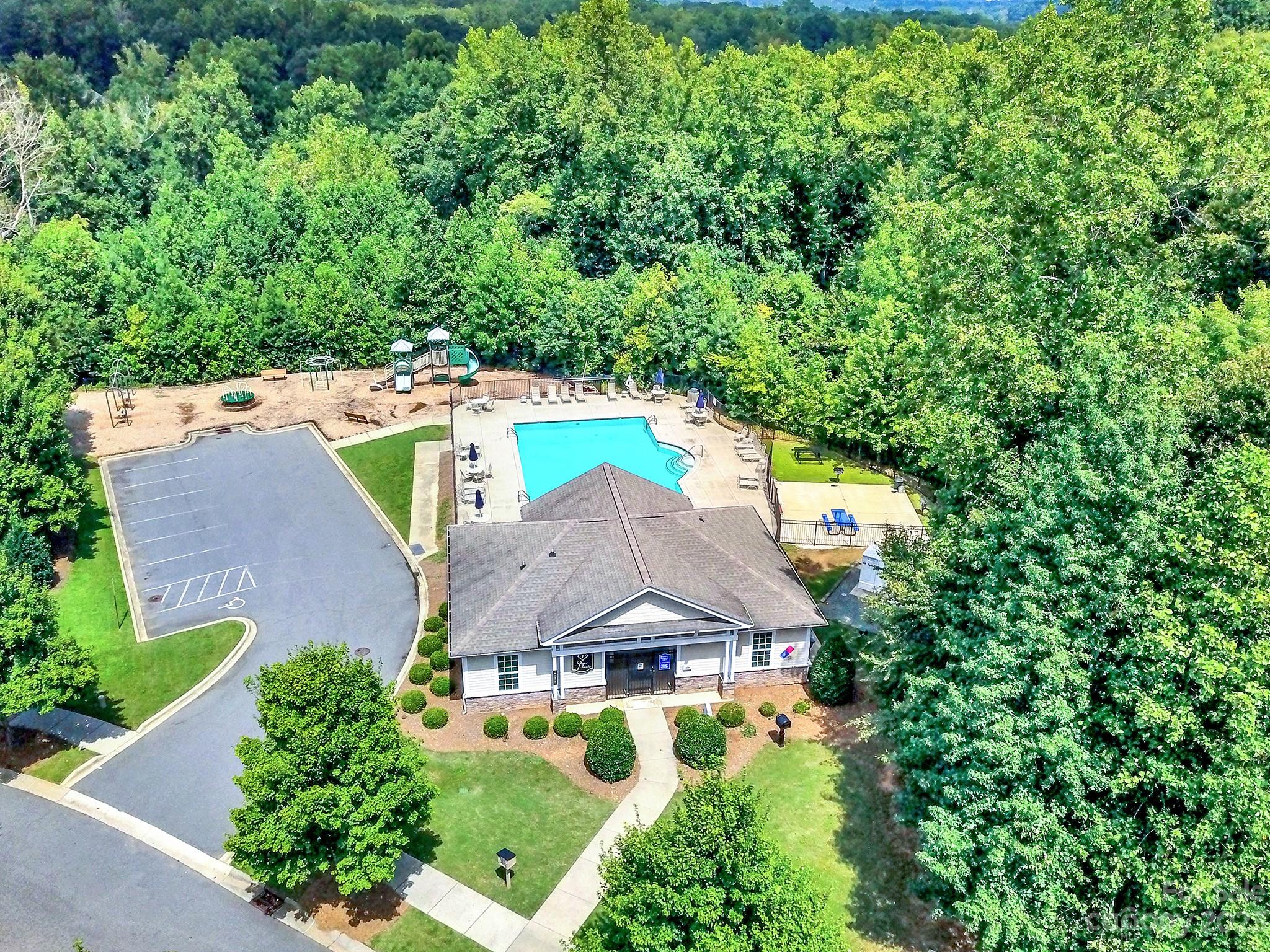 3001 Ainsley Lane