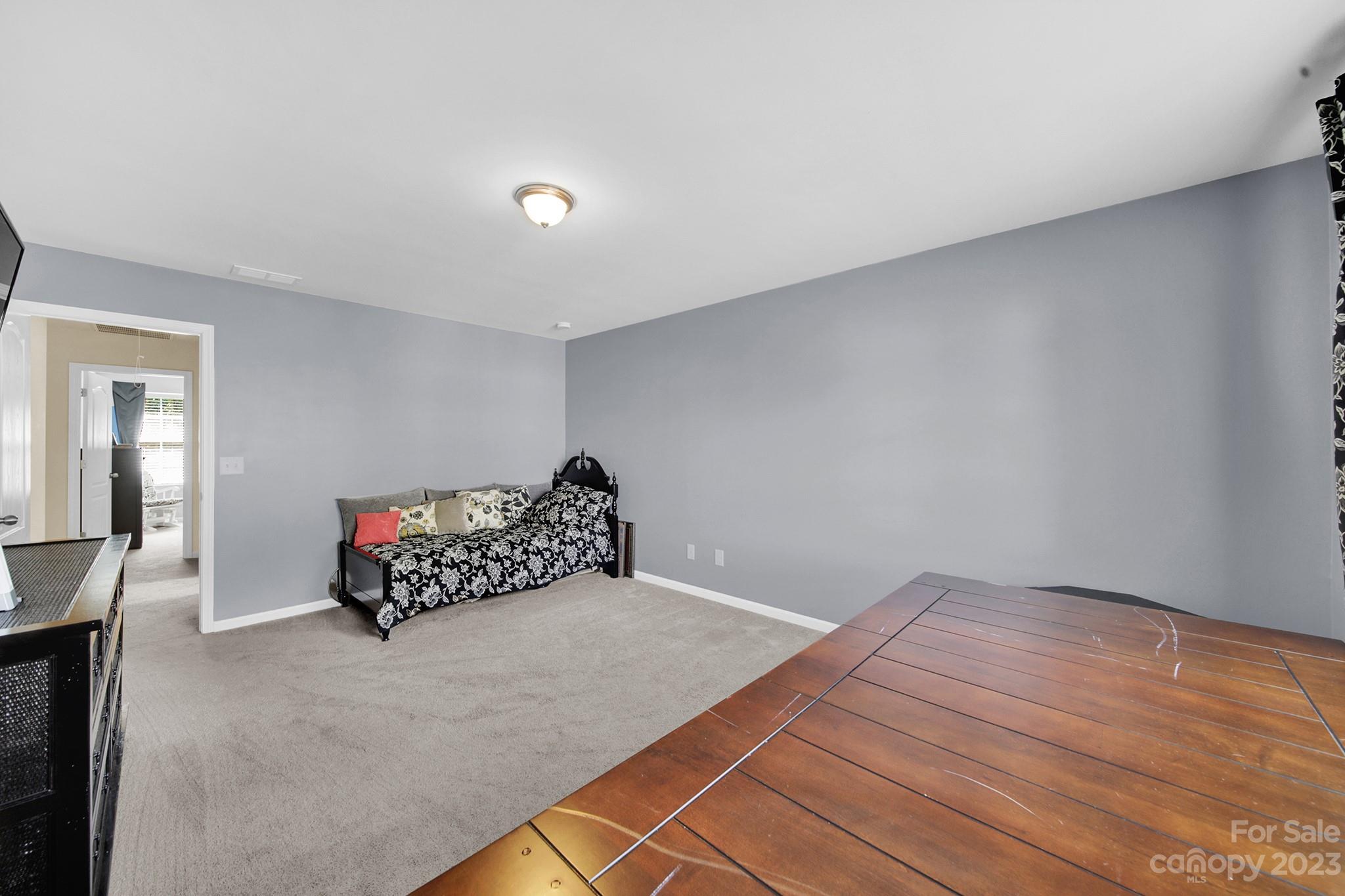 3001 Ainsley Lane