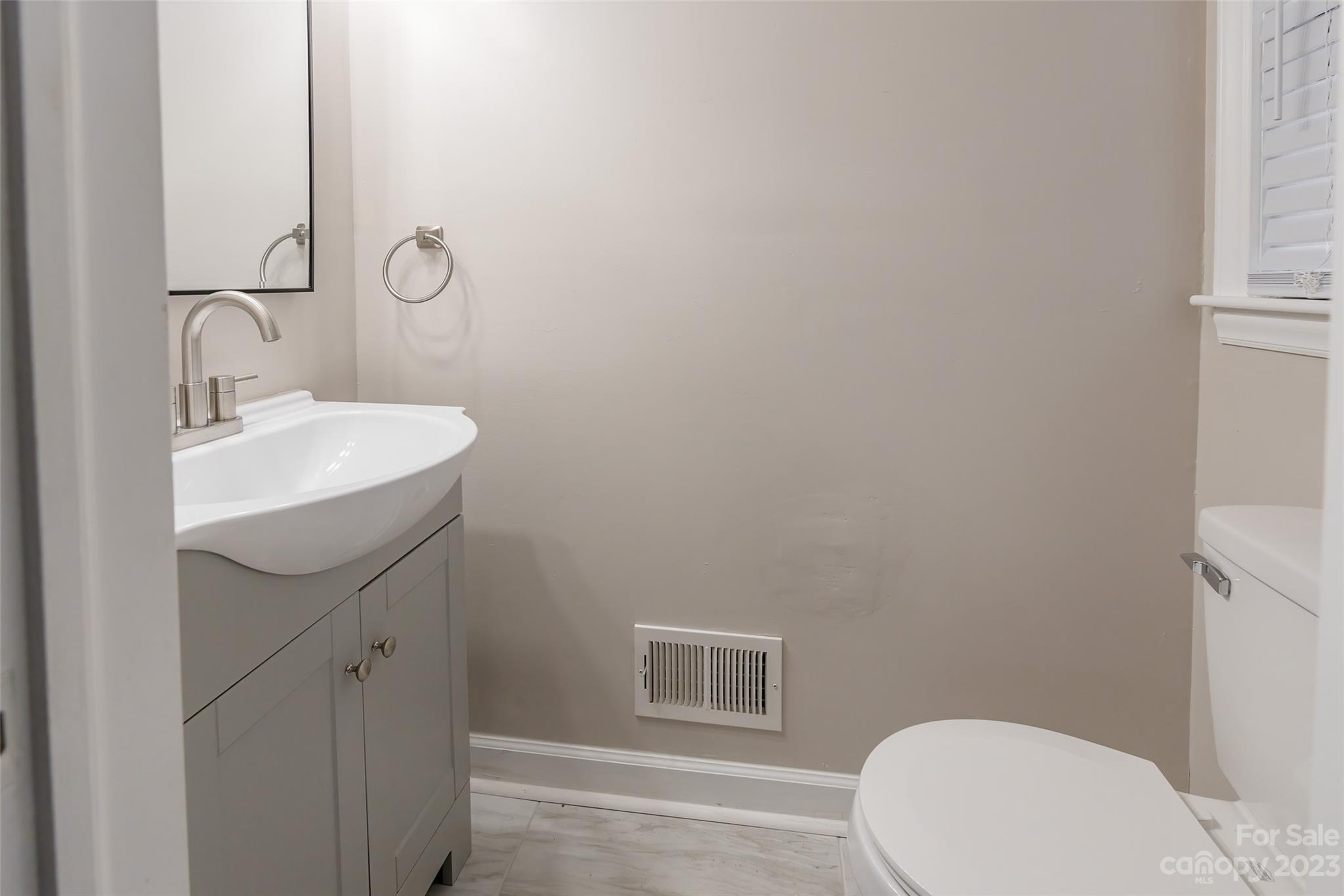 5632 Londonderry Road