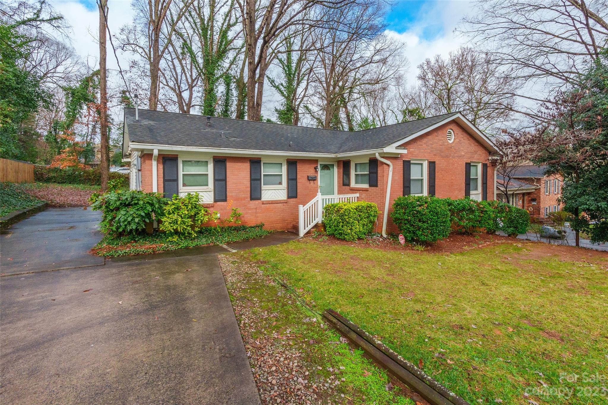 5632 Londonderry Road