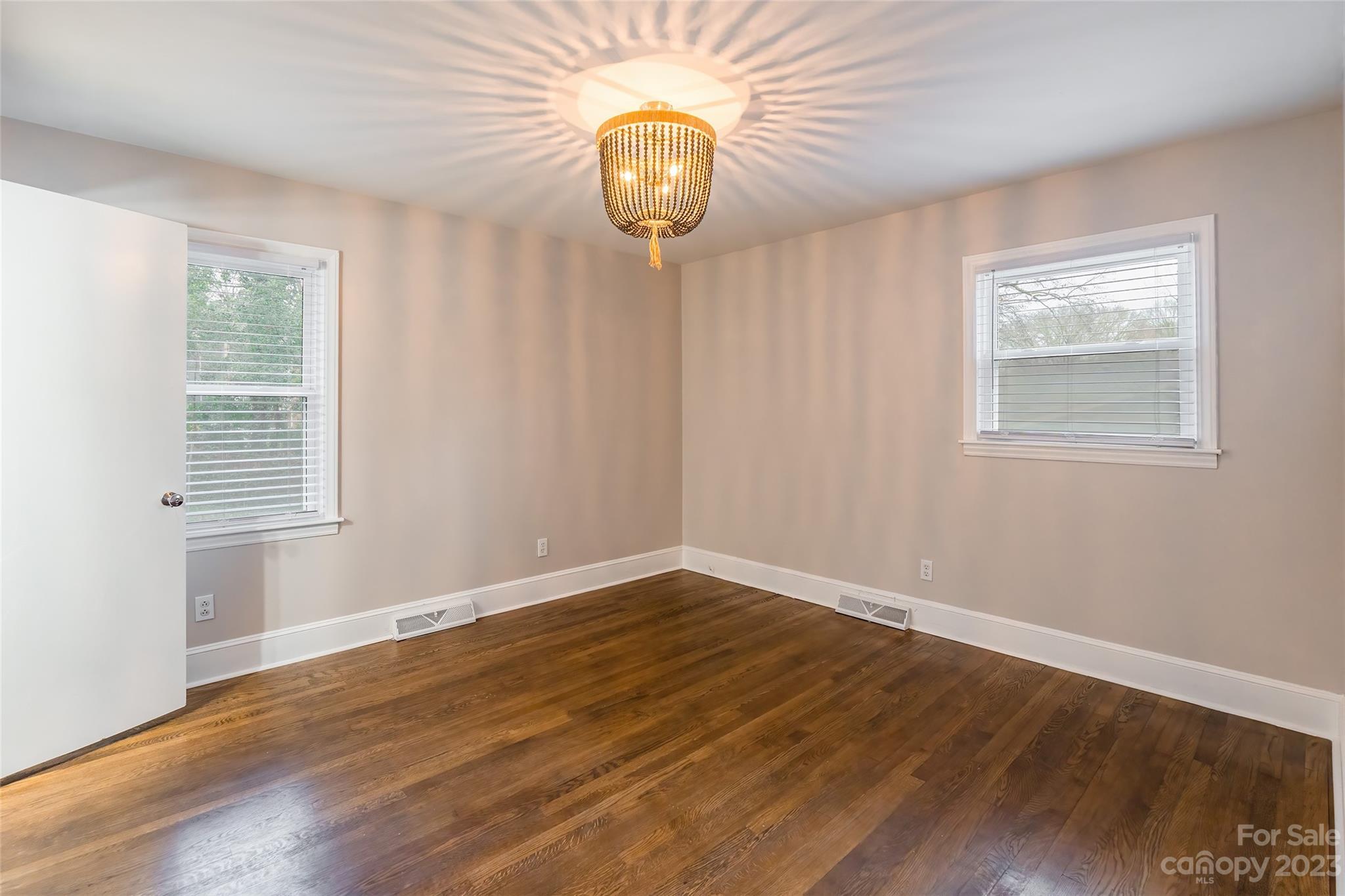 5632 Londonderry Road