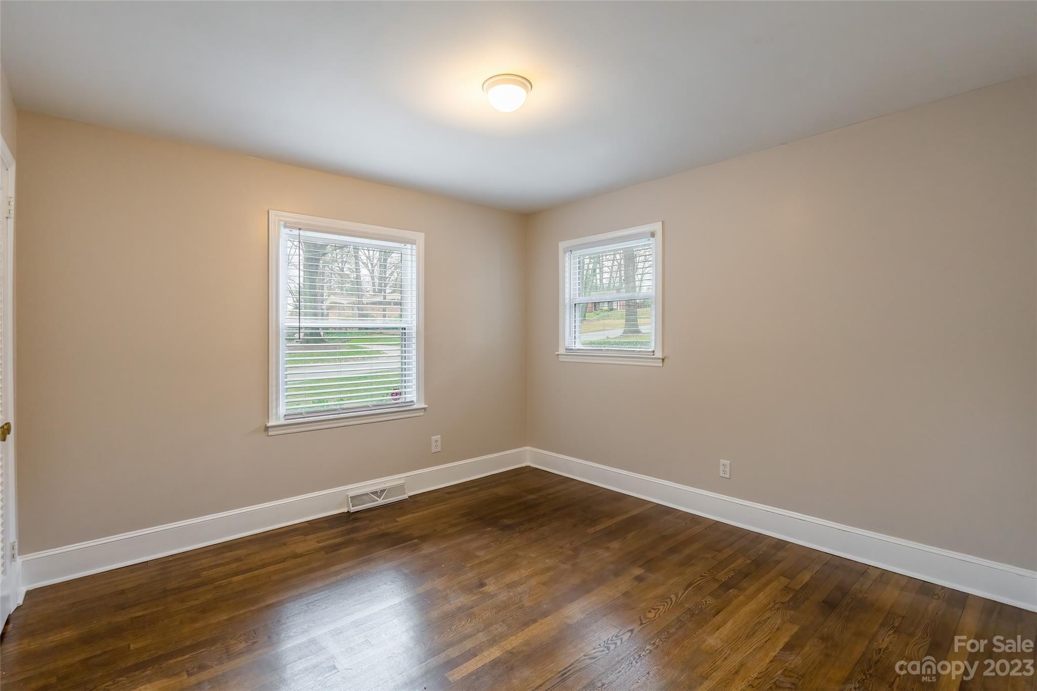 5632 Londonderry Road