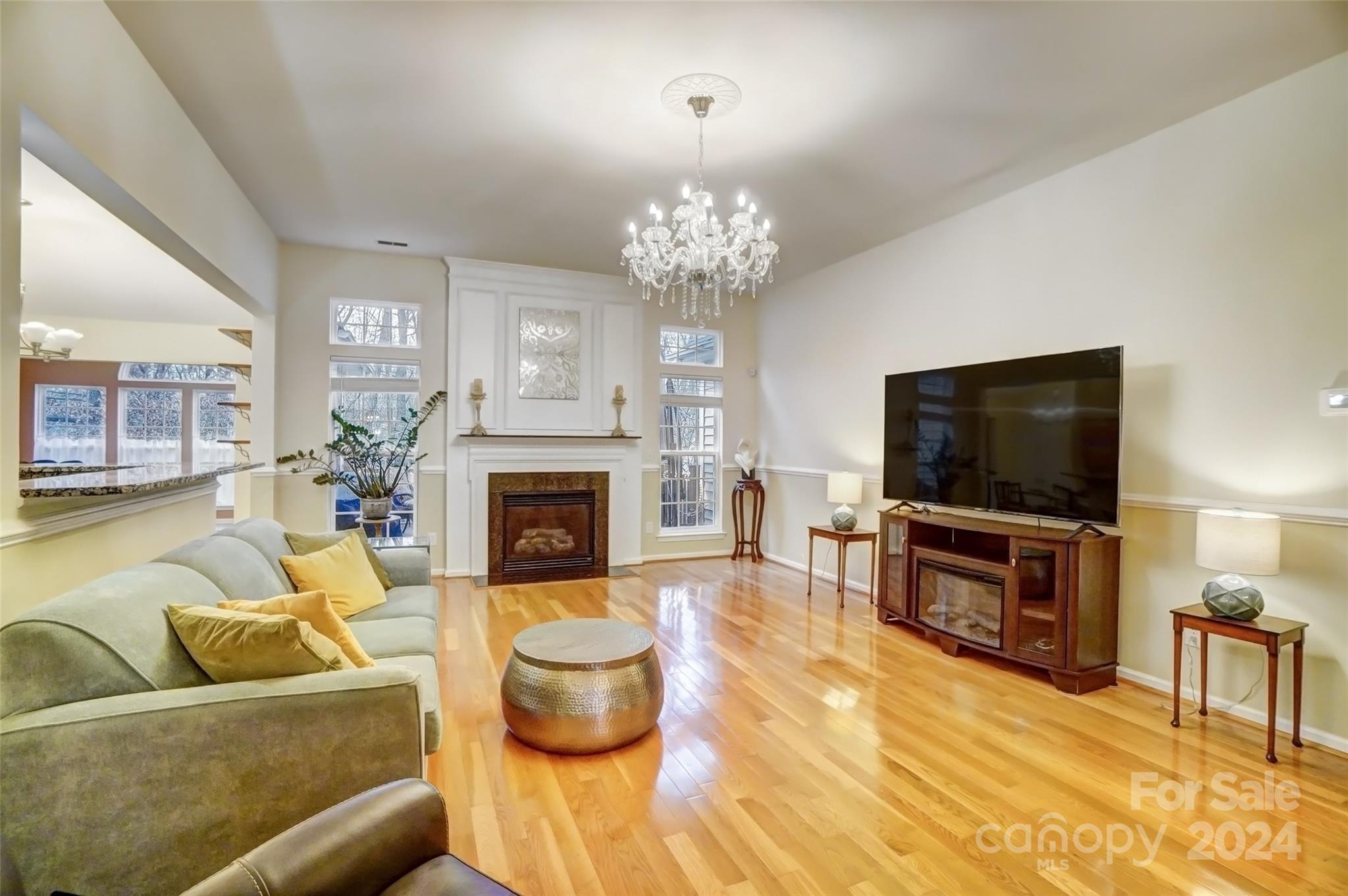 2727 Phillips Woods Lane