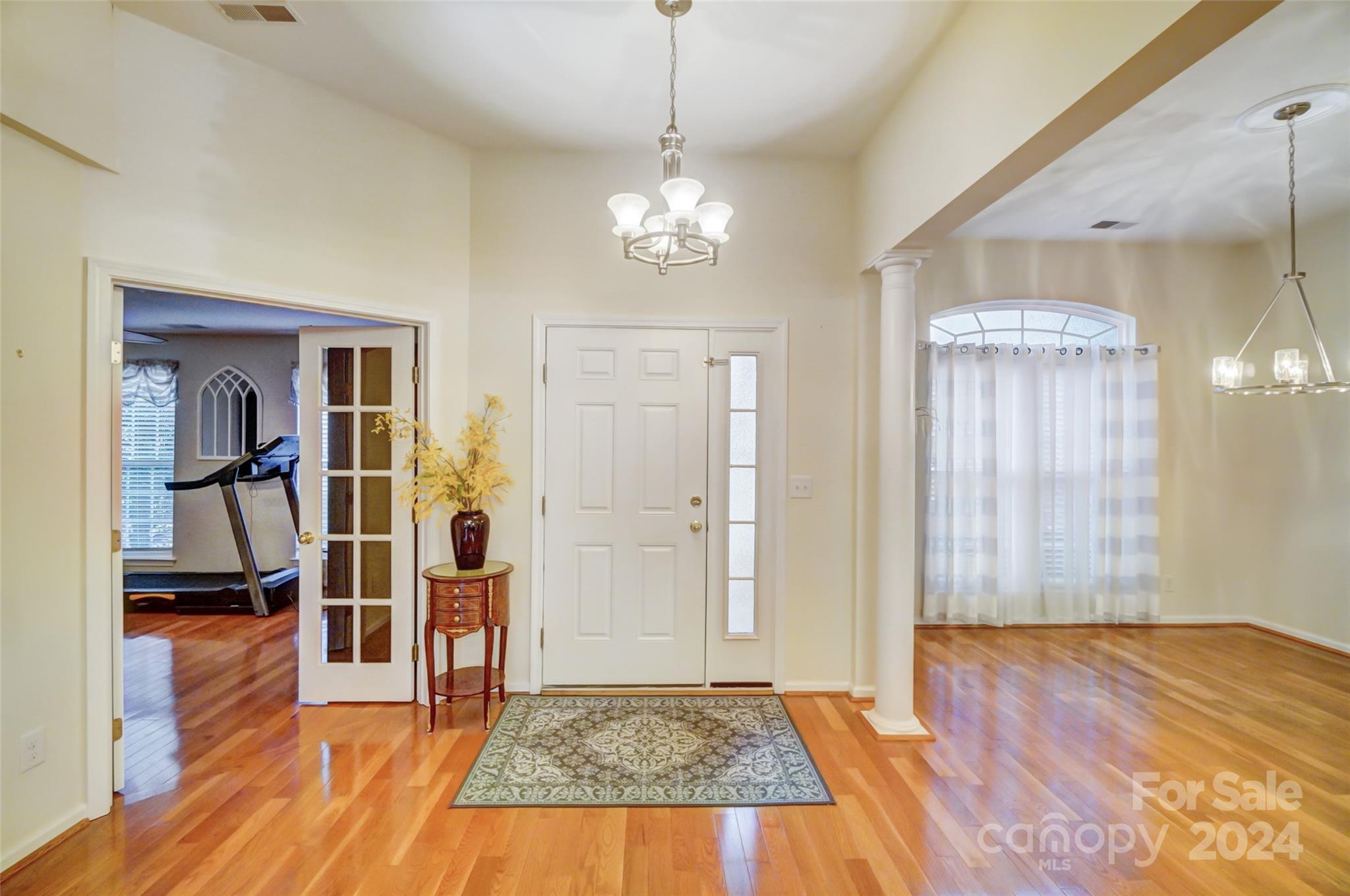 2727 Phillips Woods Lane