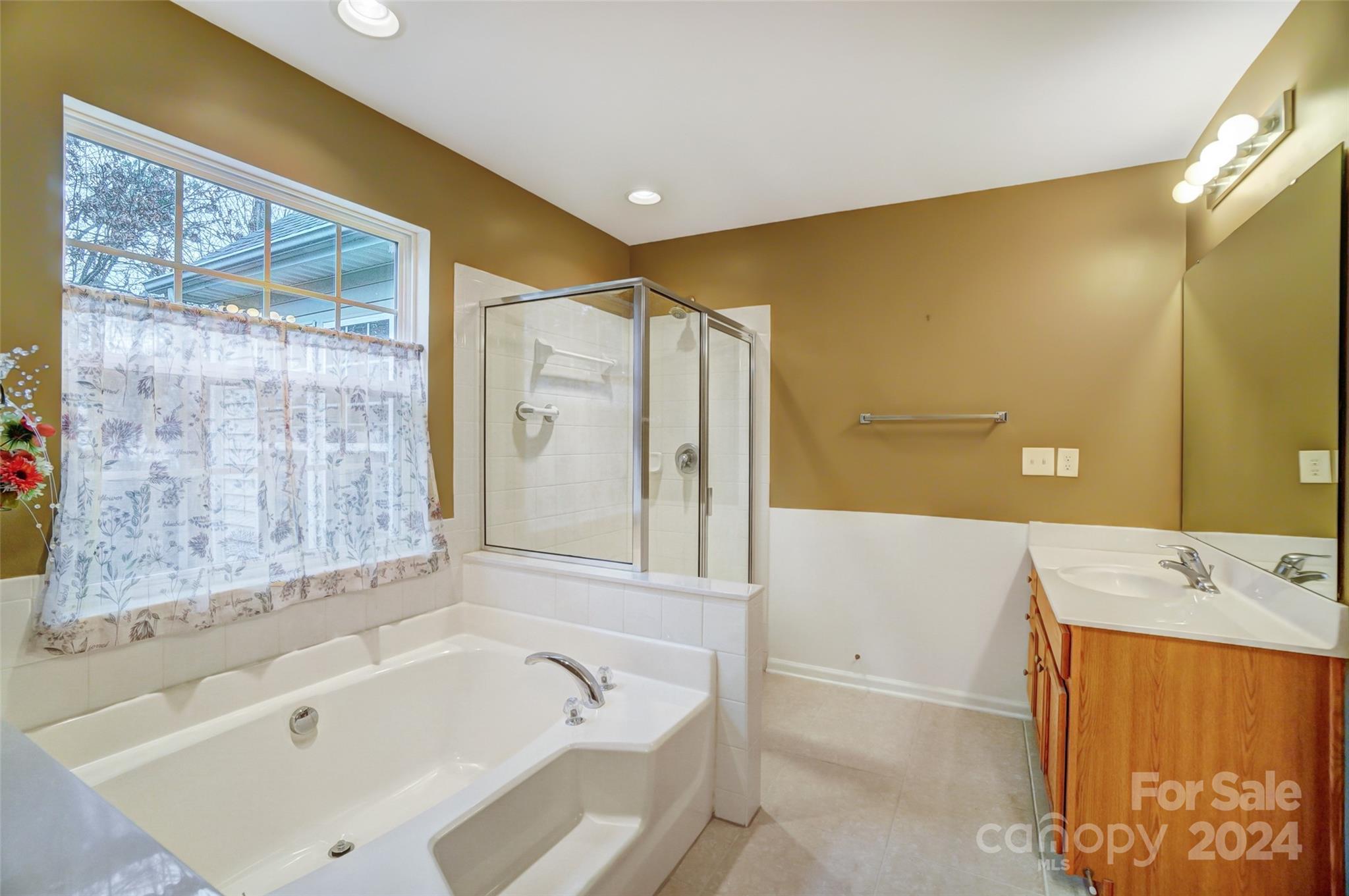 2727 Phillips Woods Lane