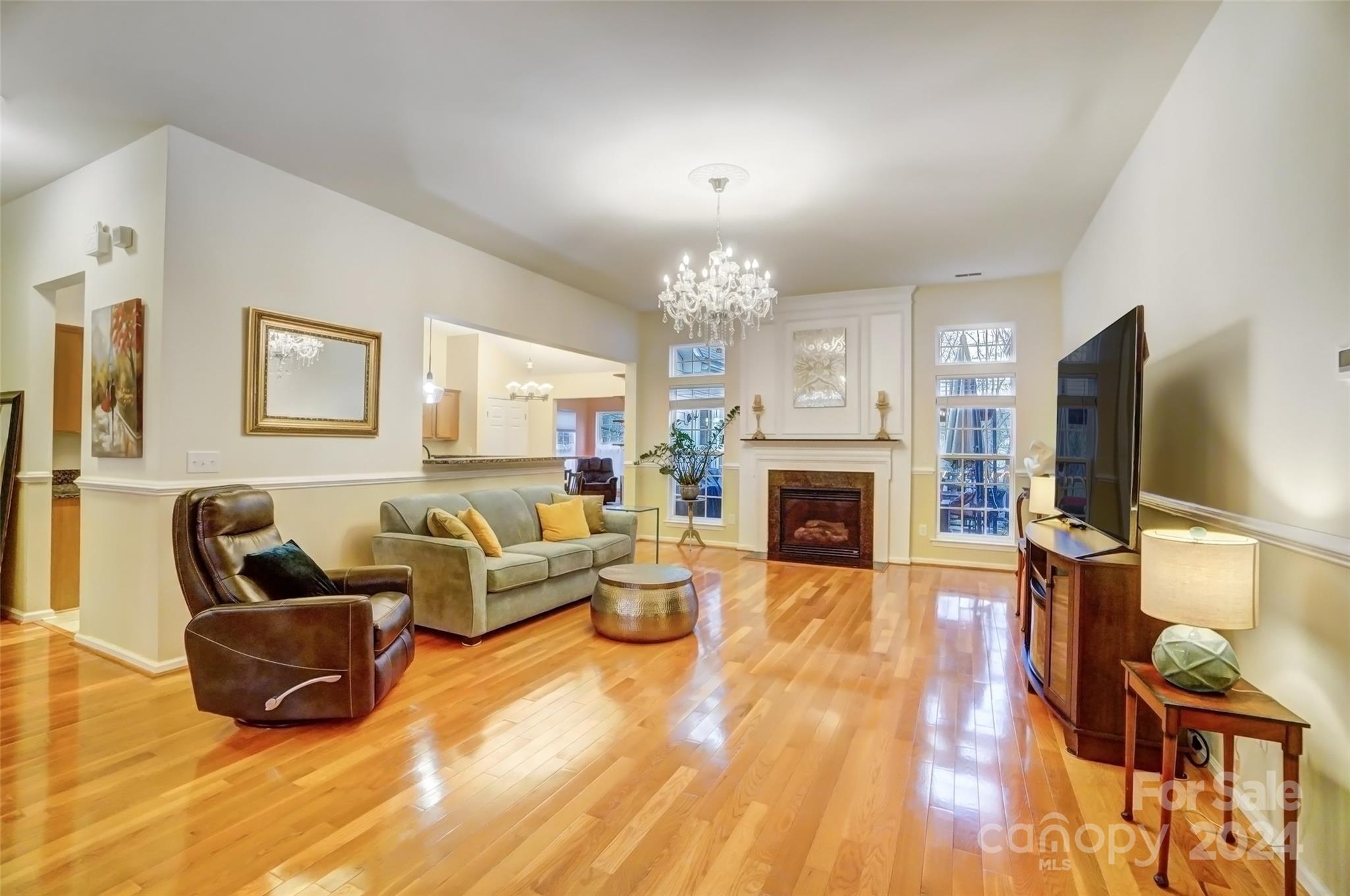 2727 Phillips Woods Lane