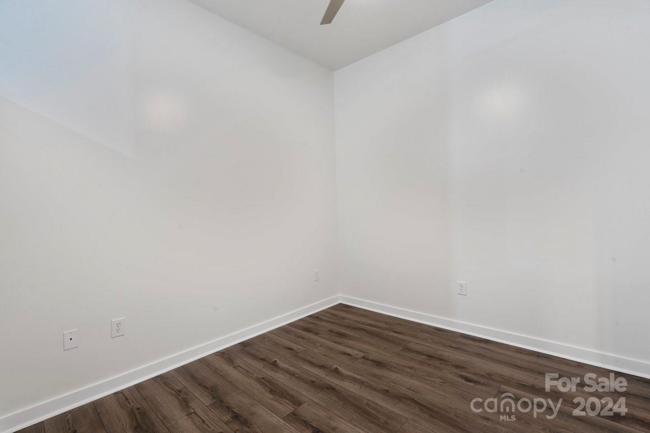 525 E 6th Street Unit: 407