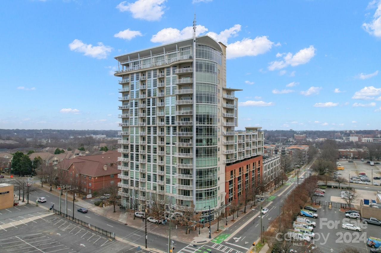 525 E 6th Street Unit: 407