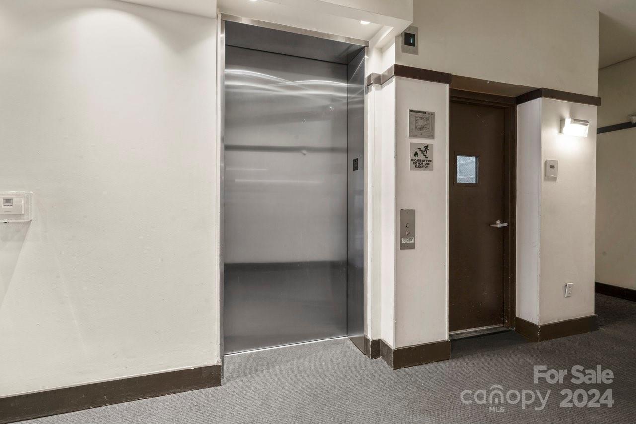 525 E 6th Street Unit: 407