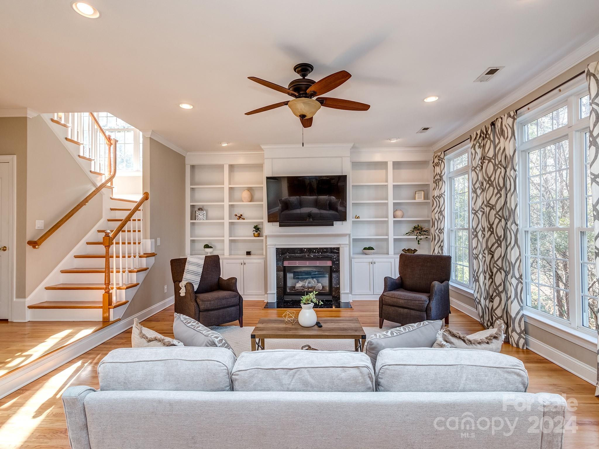 2902 Providence View Lane