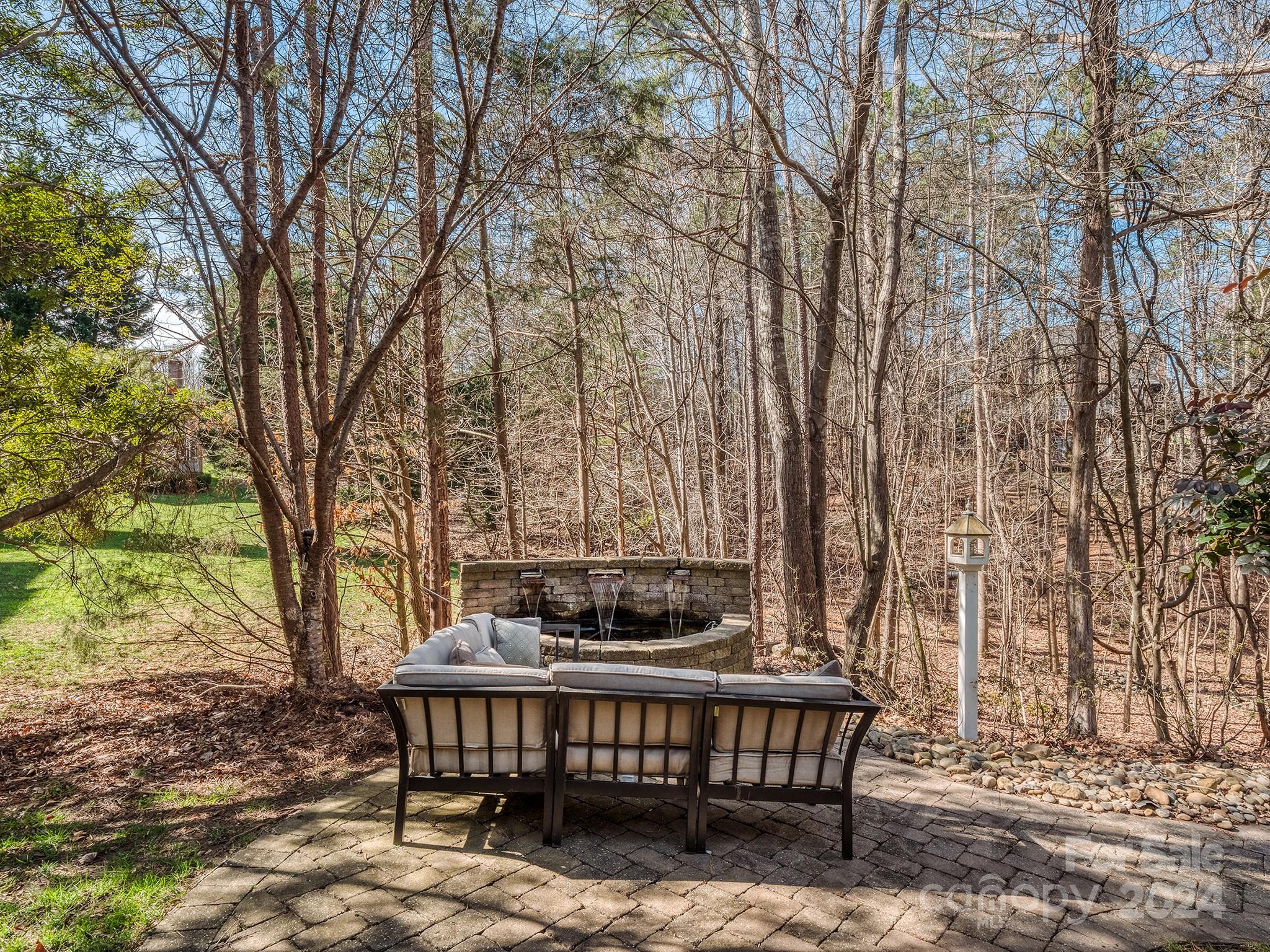 2902 Providence View Lane