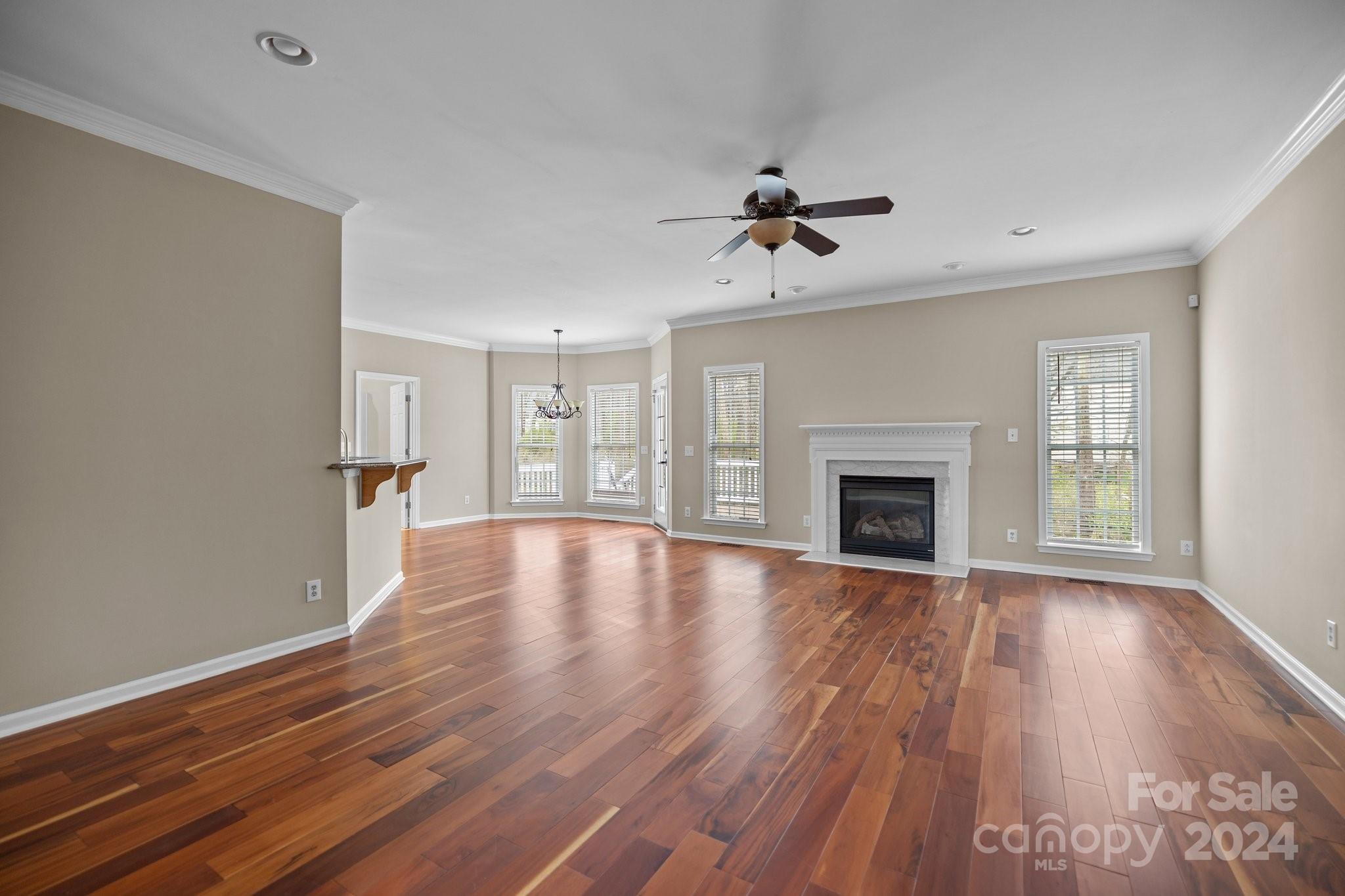 102 Towton Court