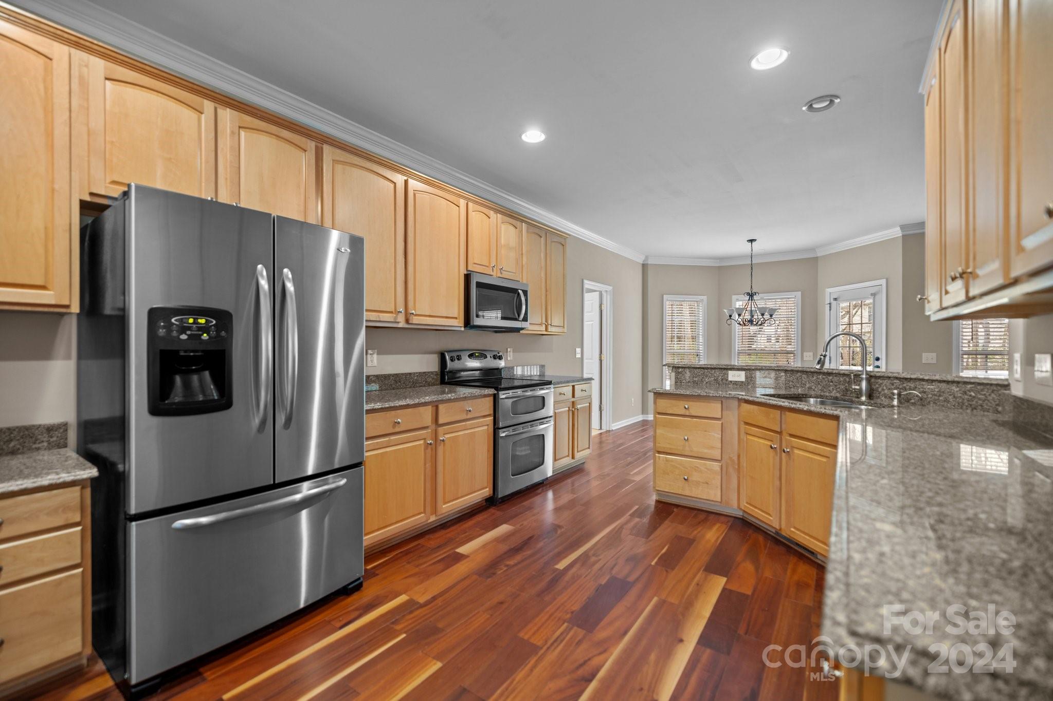 102 Towton Court