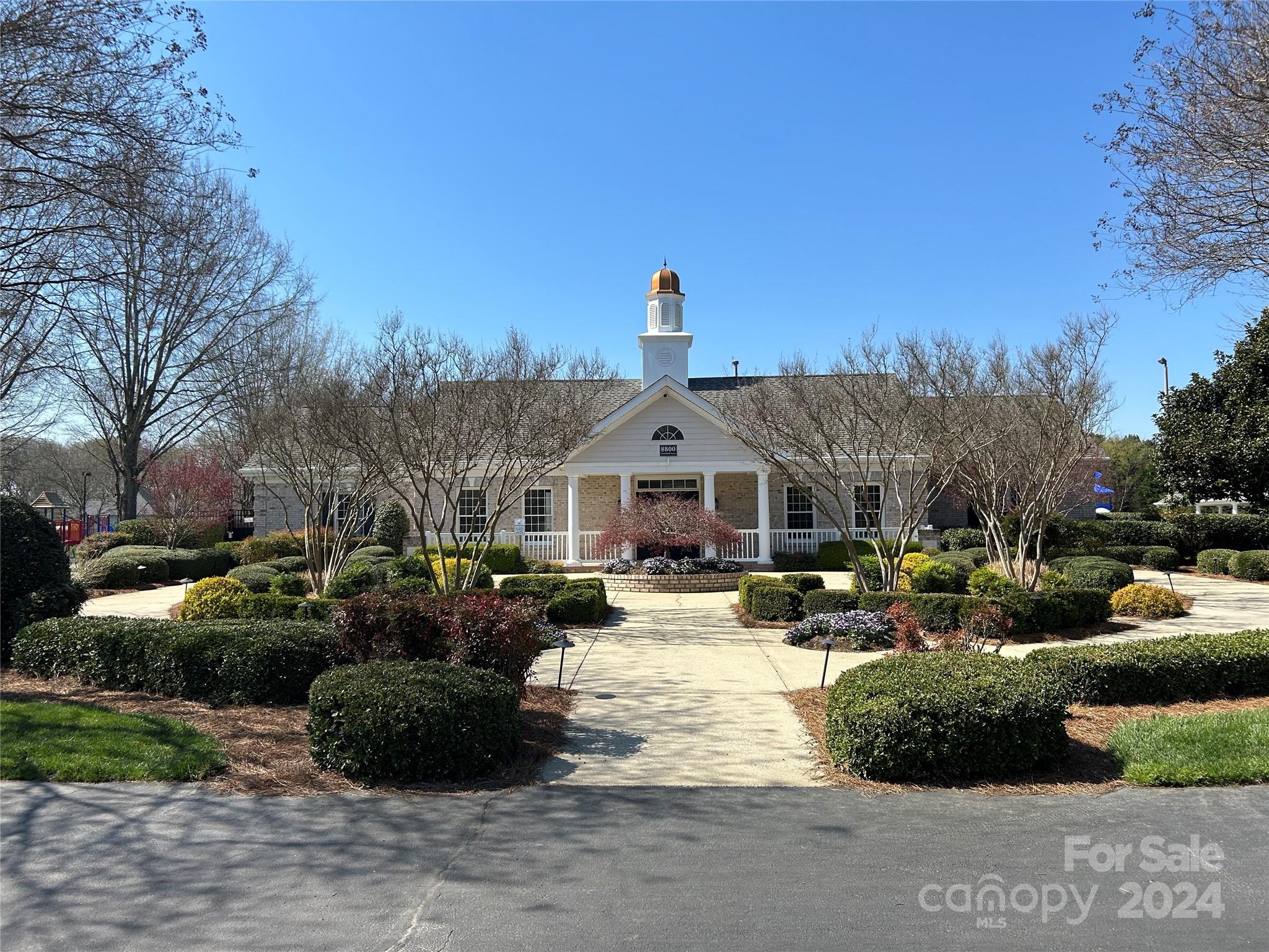 102 Towton Court