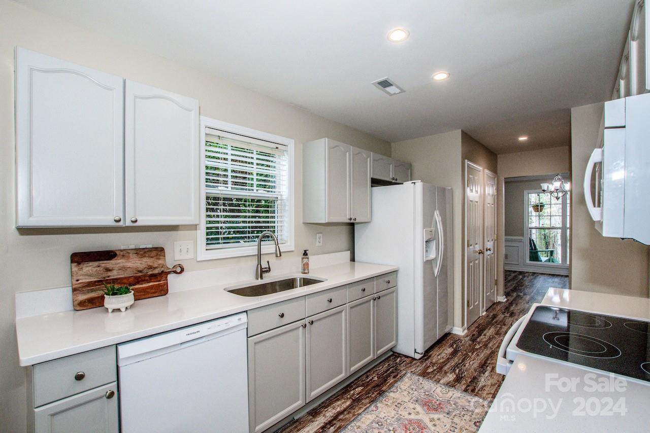 7939 Rolling Meadows Lane