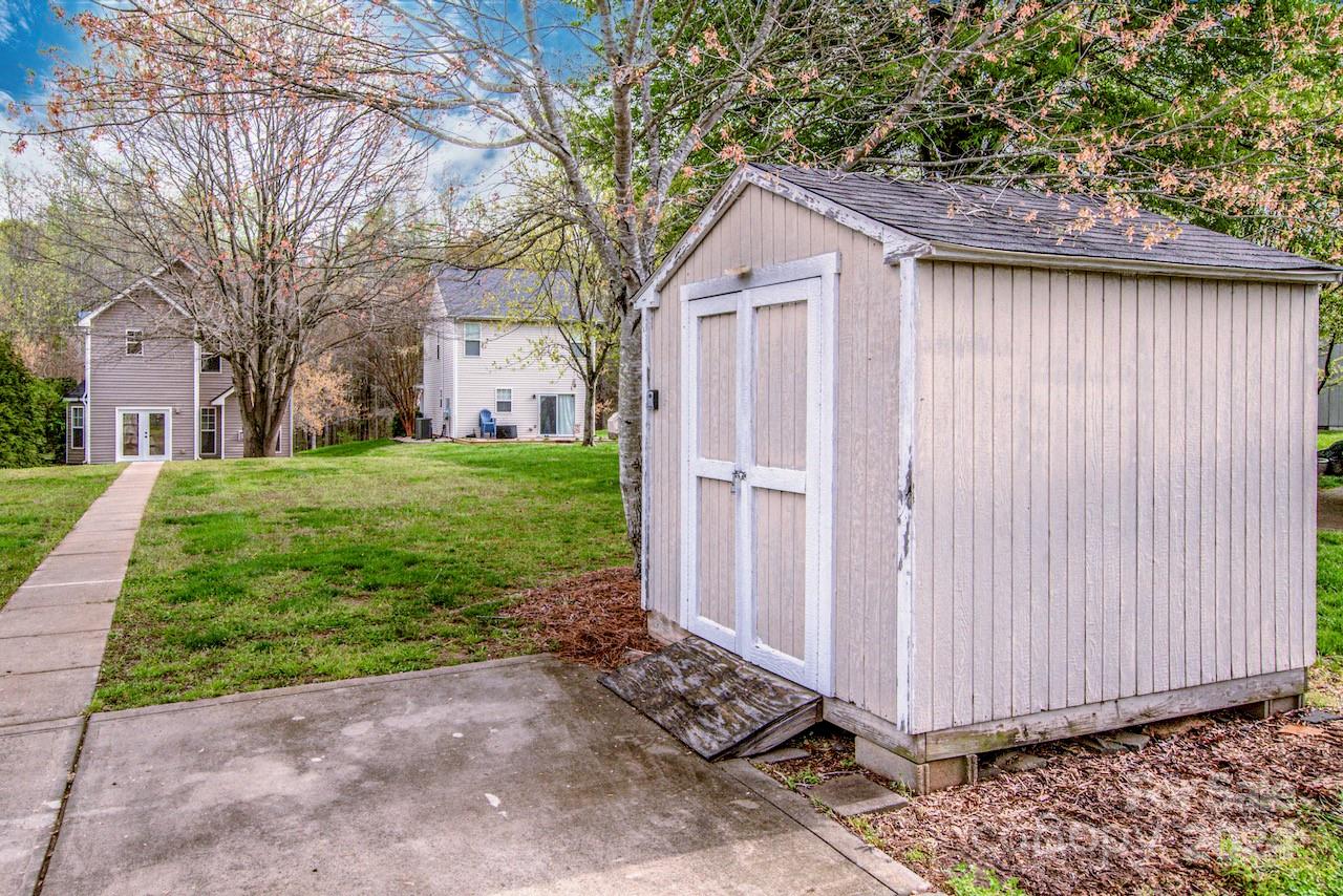 7939 Rolling Meadows Lane