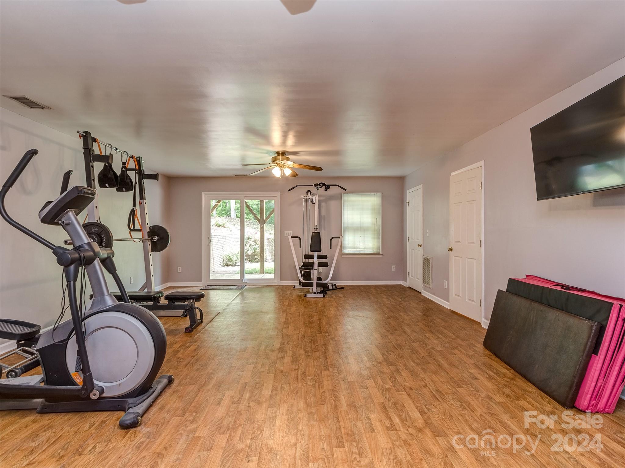 4800 Hickory Glen Drive