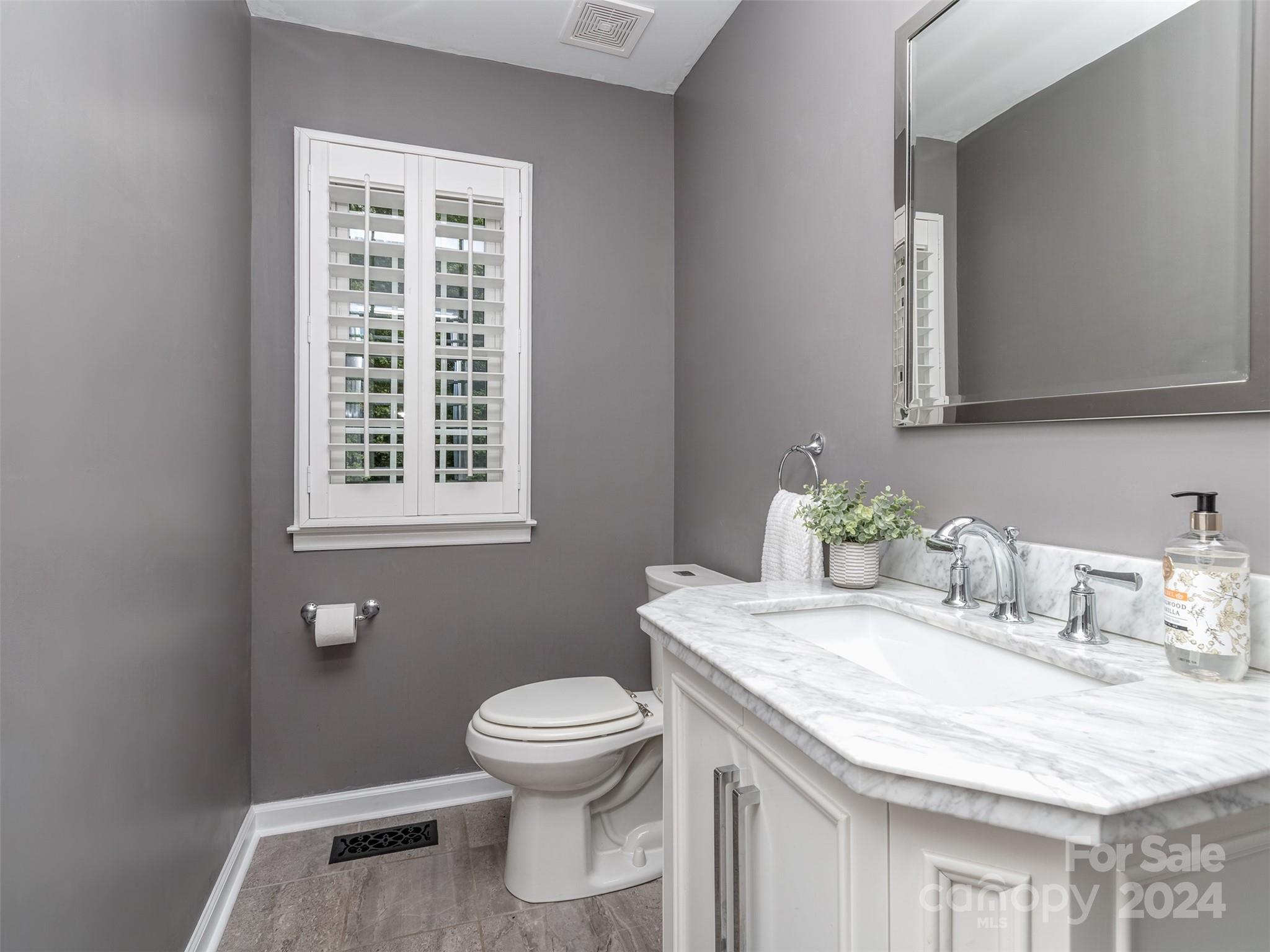 4800 Hickory Glen Drive