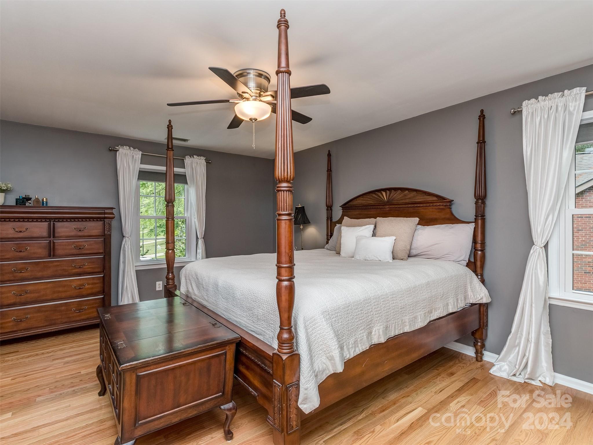 4800 Hickory Glen Drive