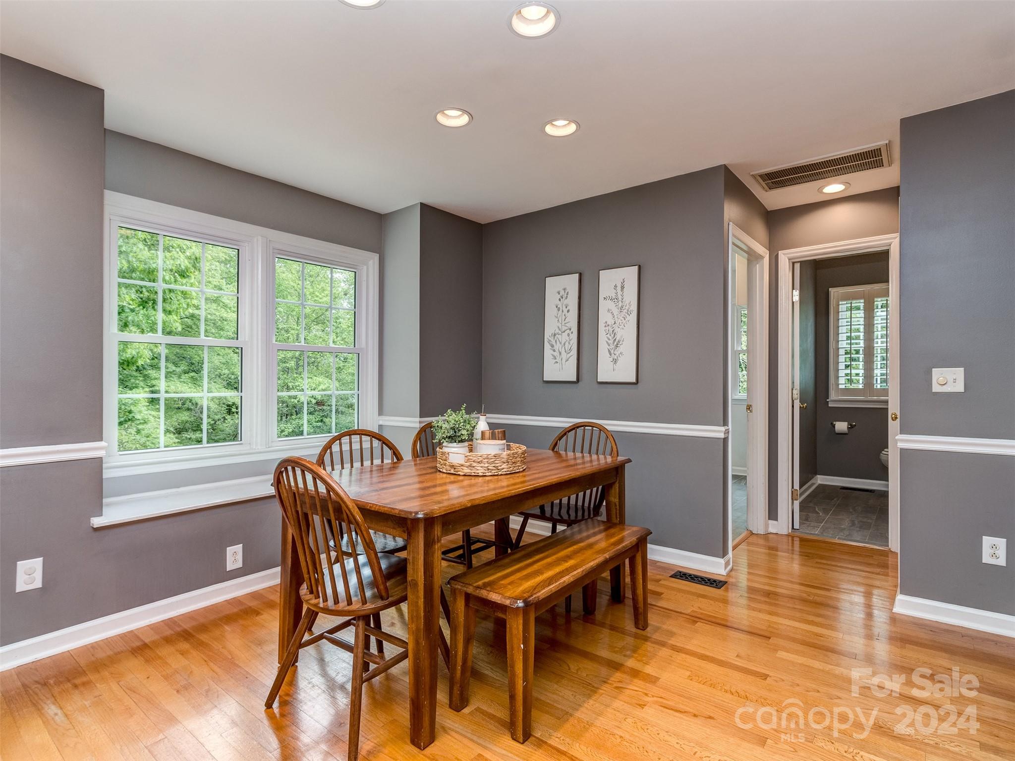 4800 Hickory Glen Drive