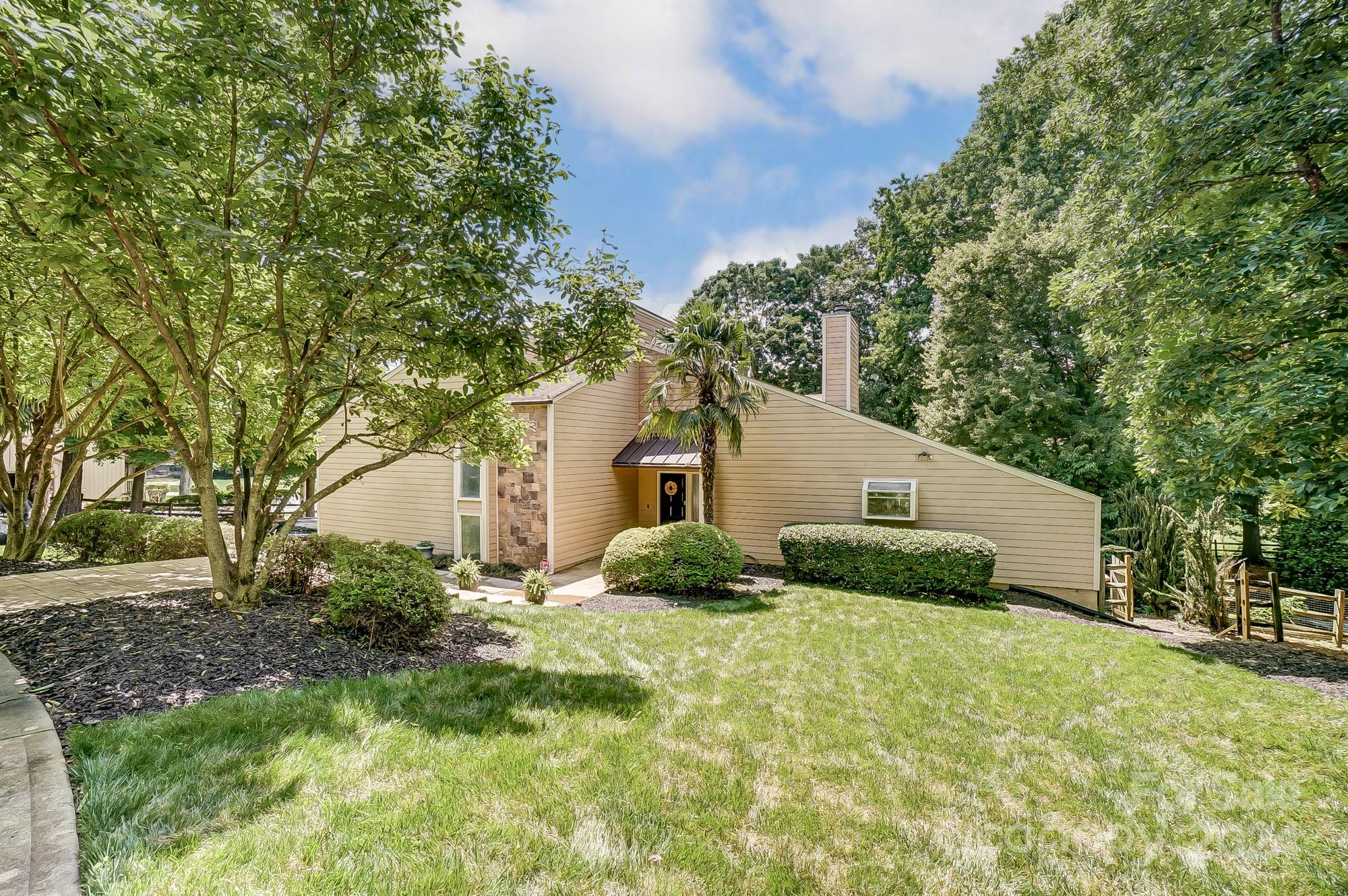 8110 Raintree Lane