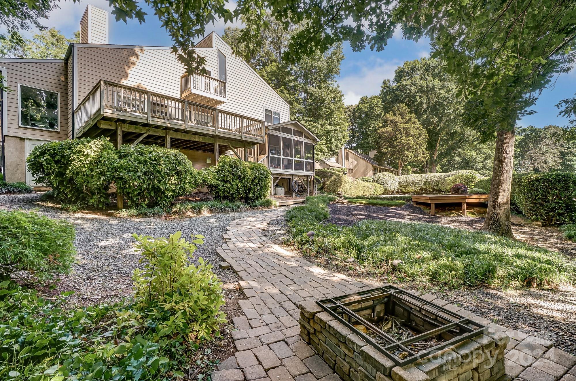 8110 Raintree Lane