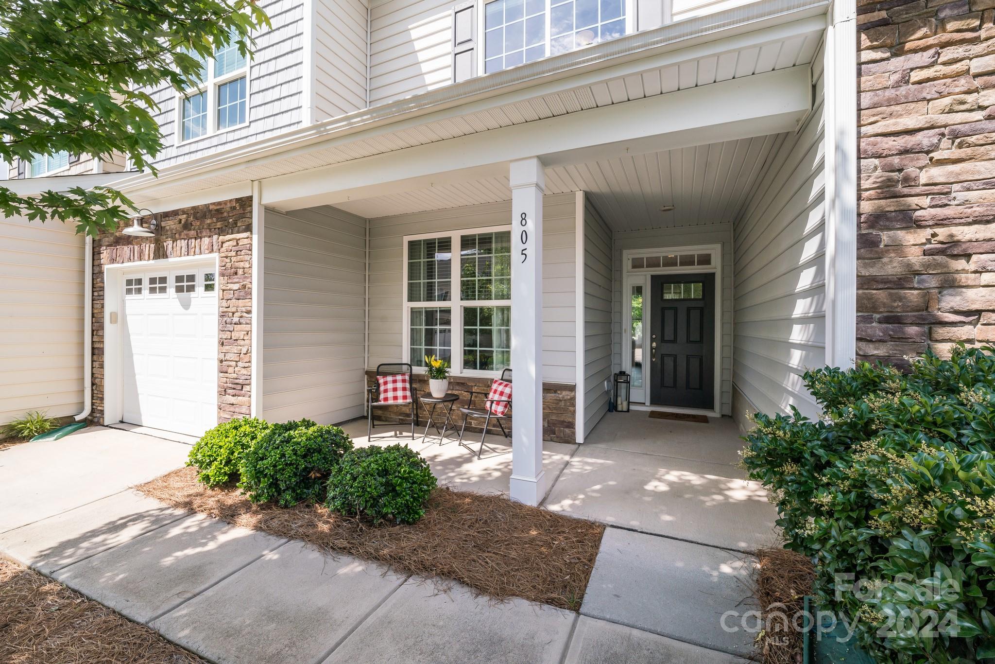805 River Park Road