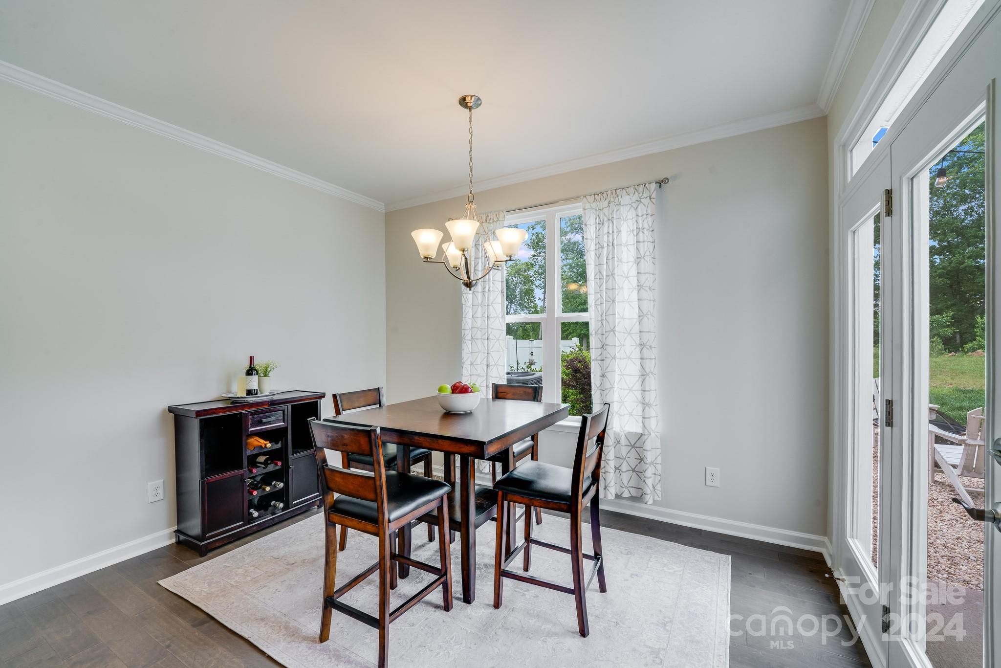 805 River Park Road