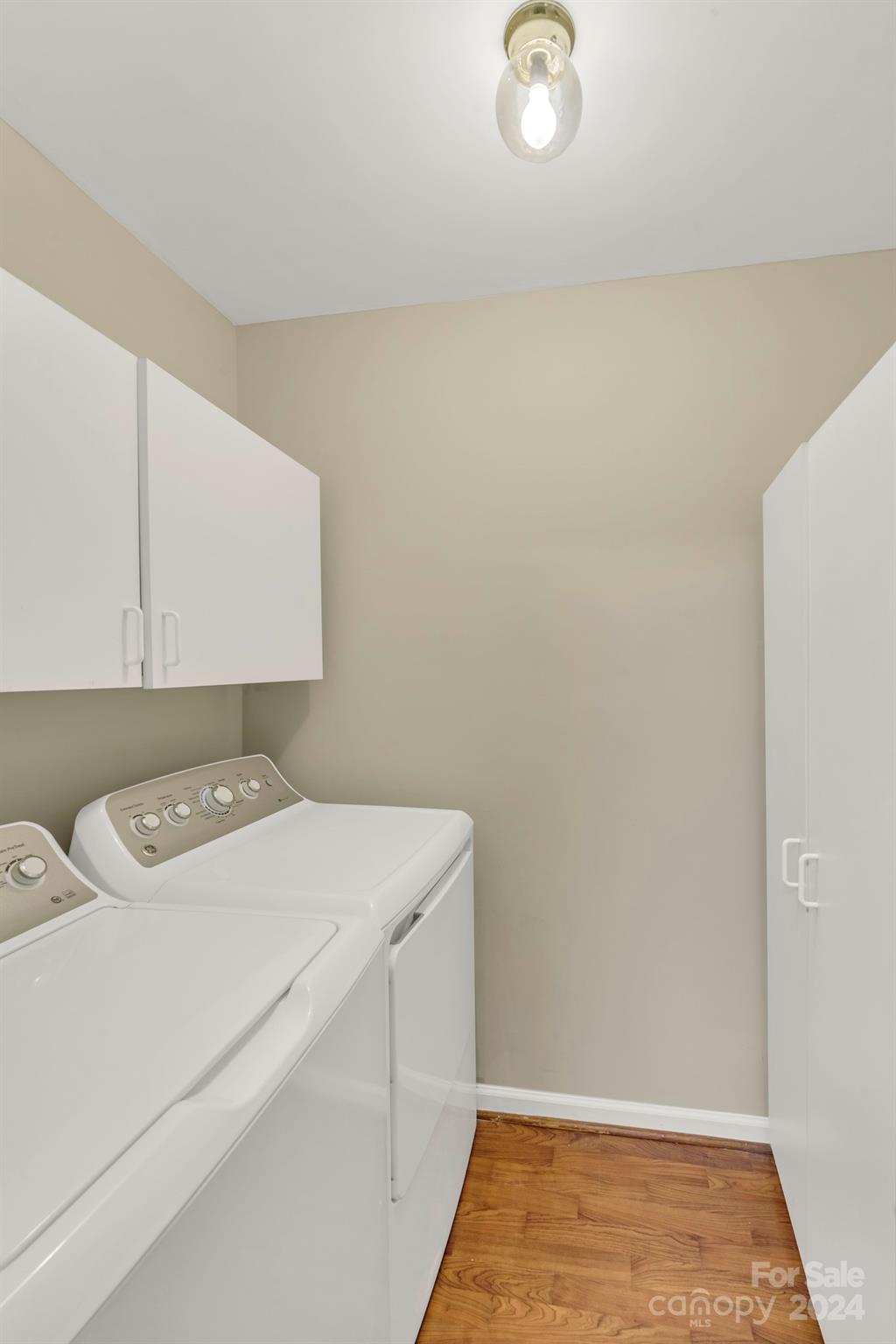 6140 Gray Gate Lane Unit: I