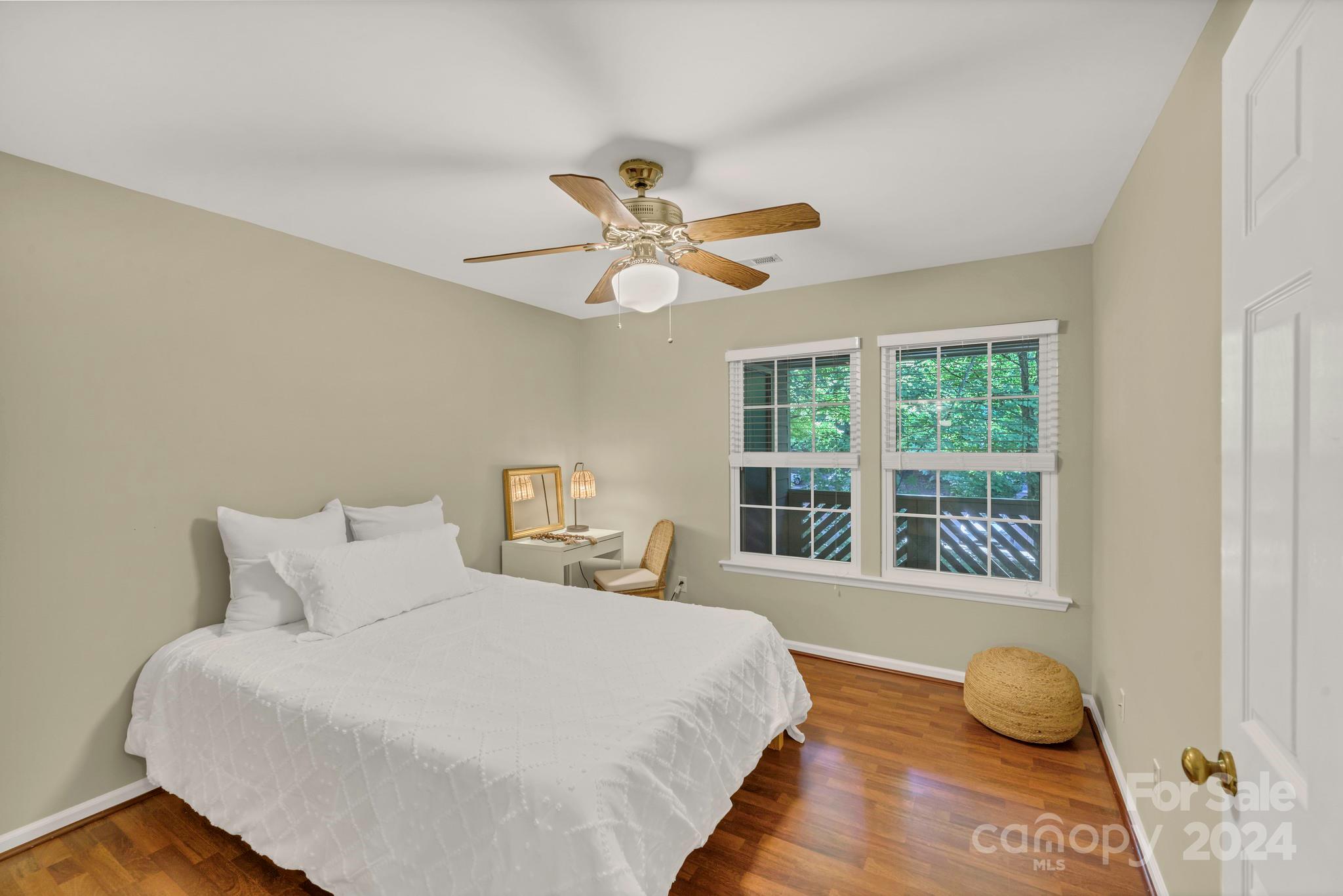 6140 Gray Gate Lane Unit: I