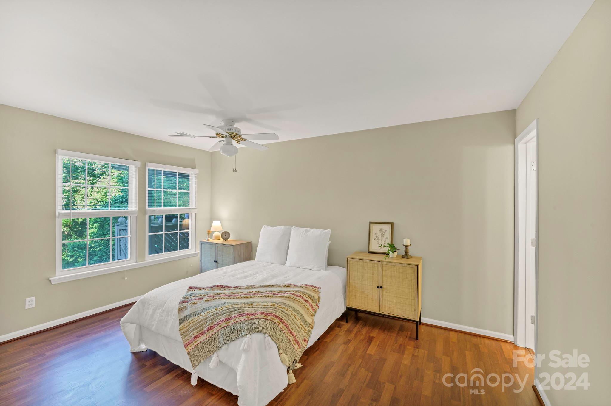 6140 Gray Gate Lane Unit: I