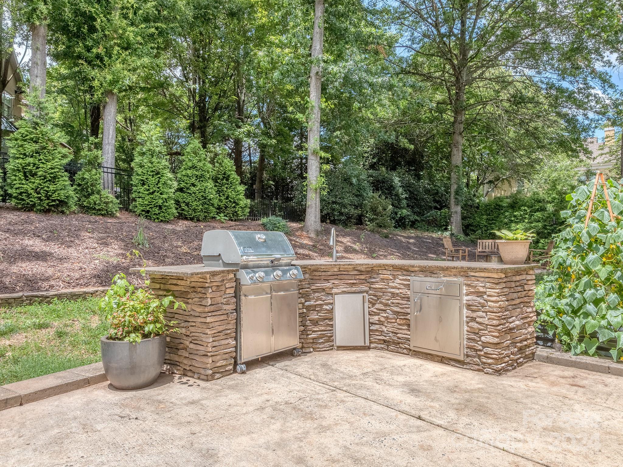 10704 Alexander Mill Drive