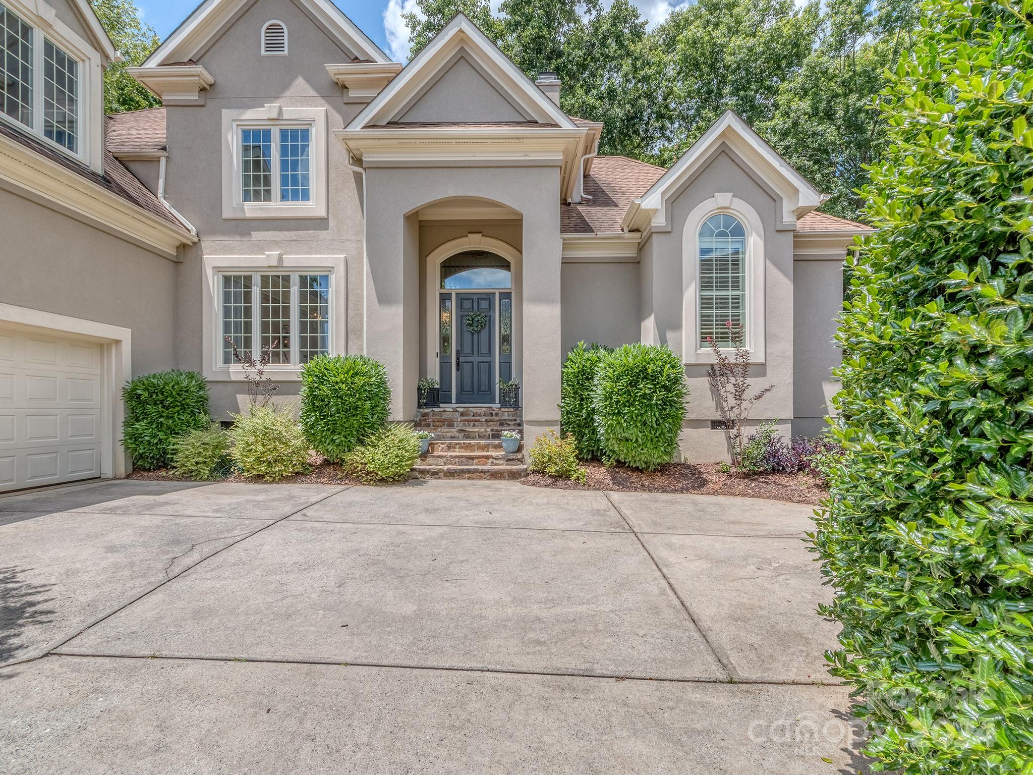 10704 Alexander Mill Drive