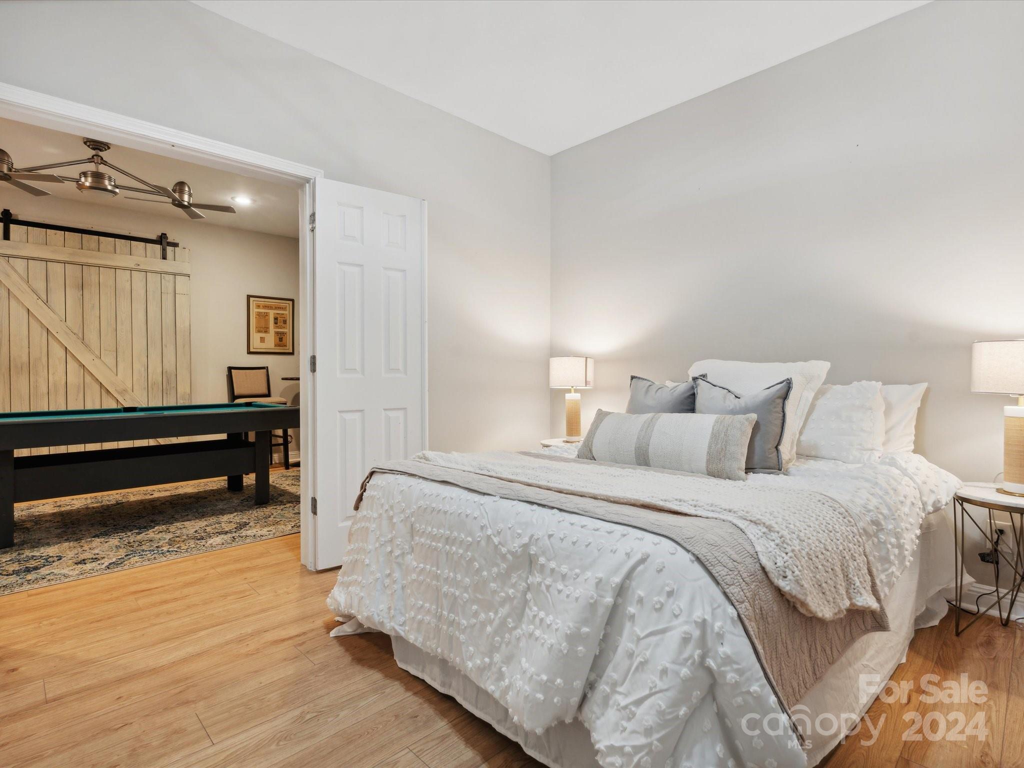 1516 Golden Rain Drive