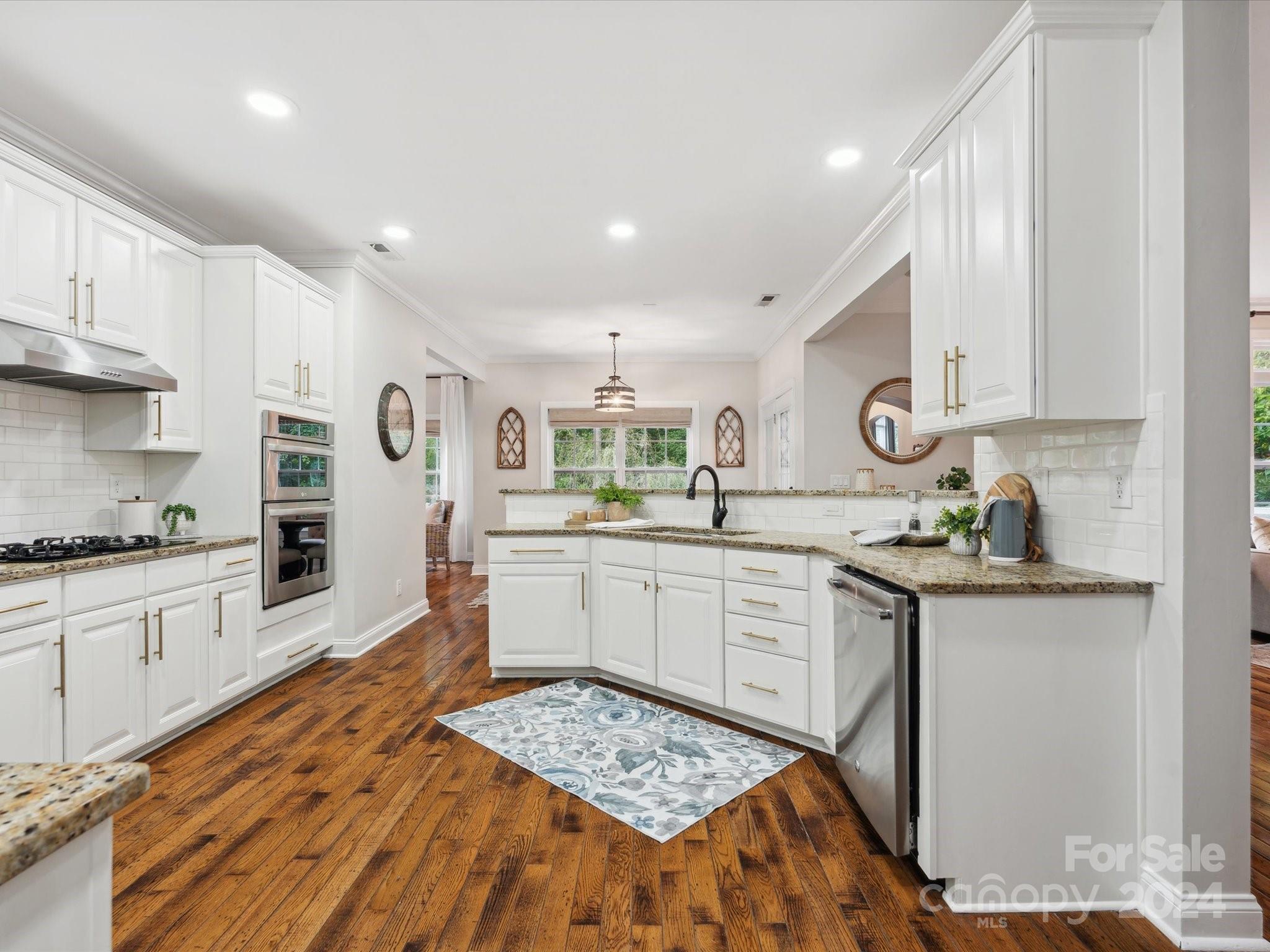 1516 Golden Rain Drive