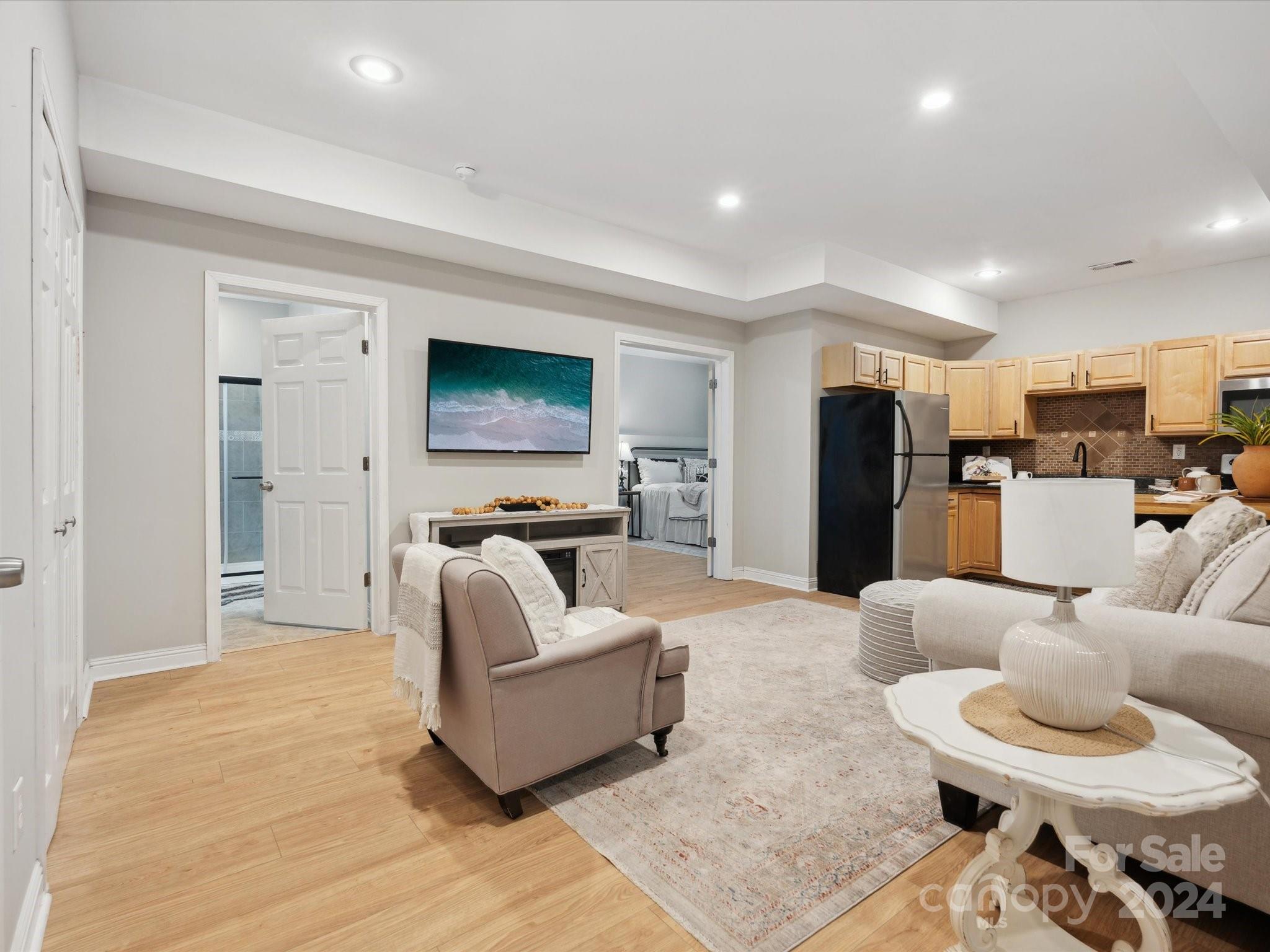 1516 Golden Rain Drive