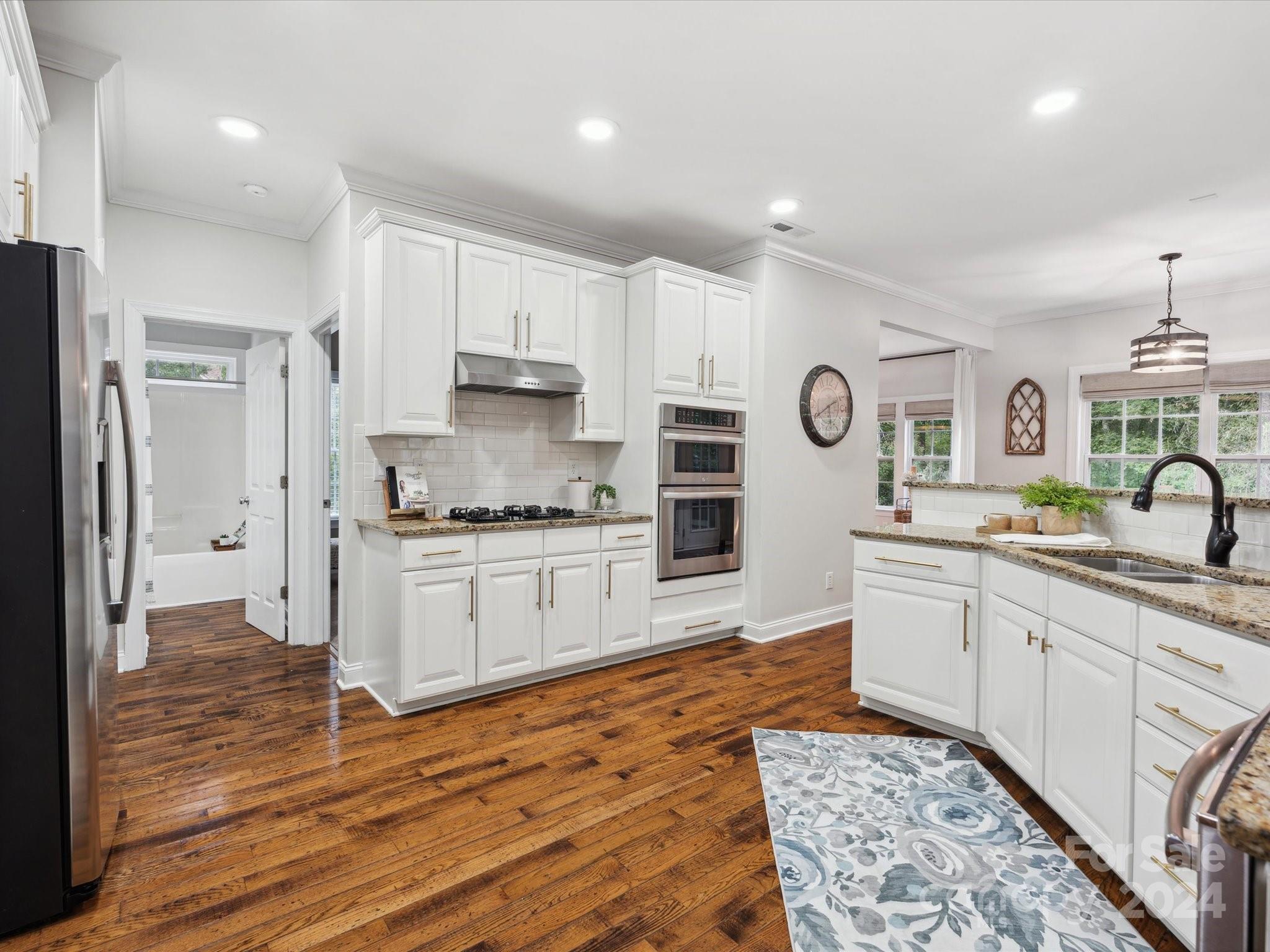 1516 Golden Rain Drive