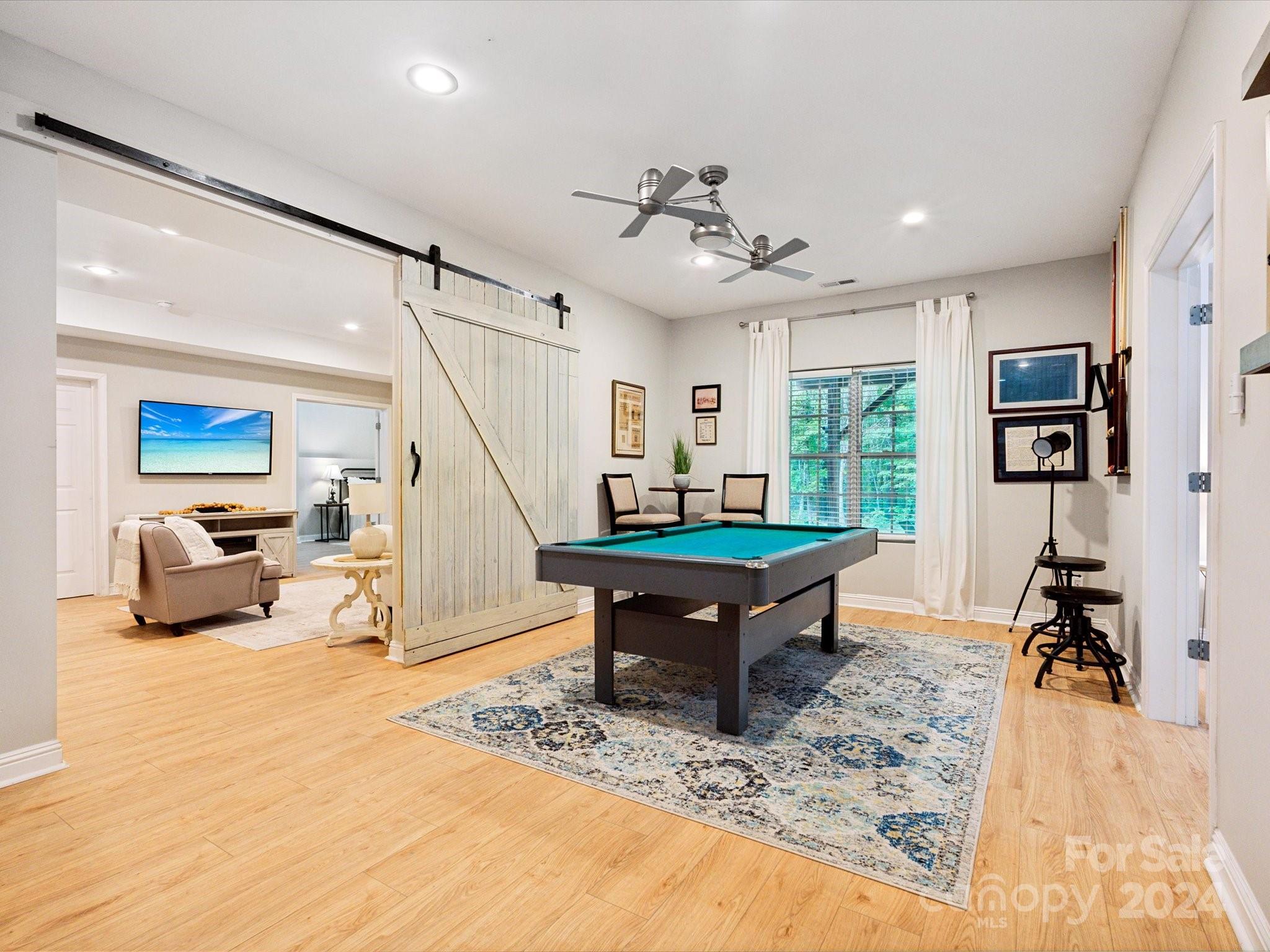 1516 Golden Rain Drive