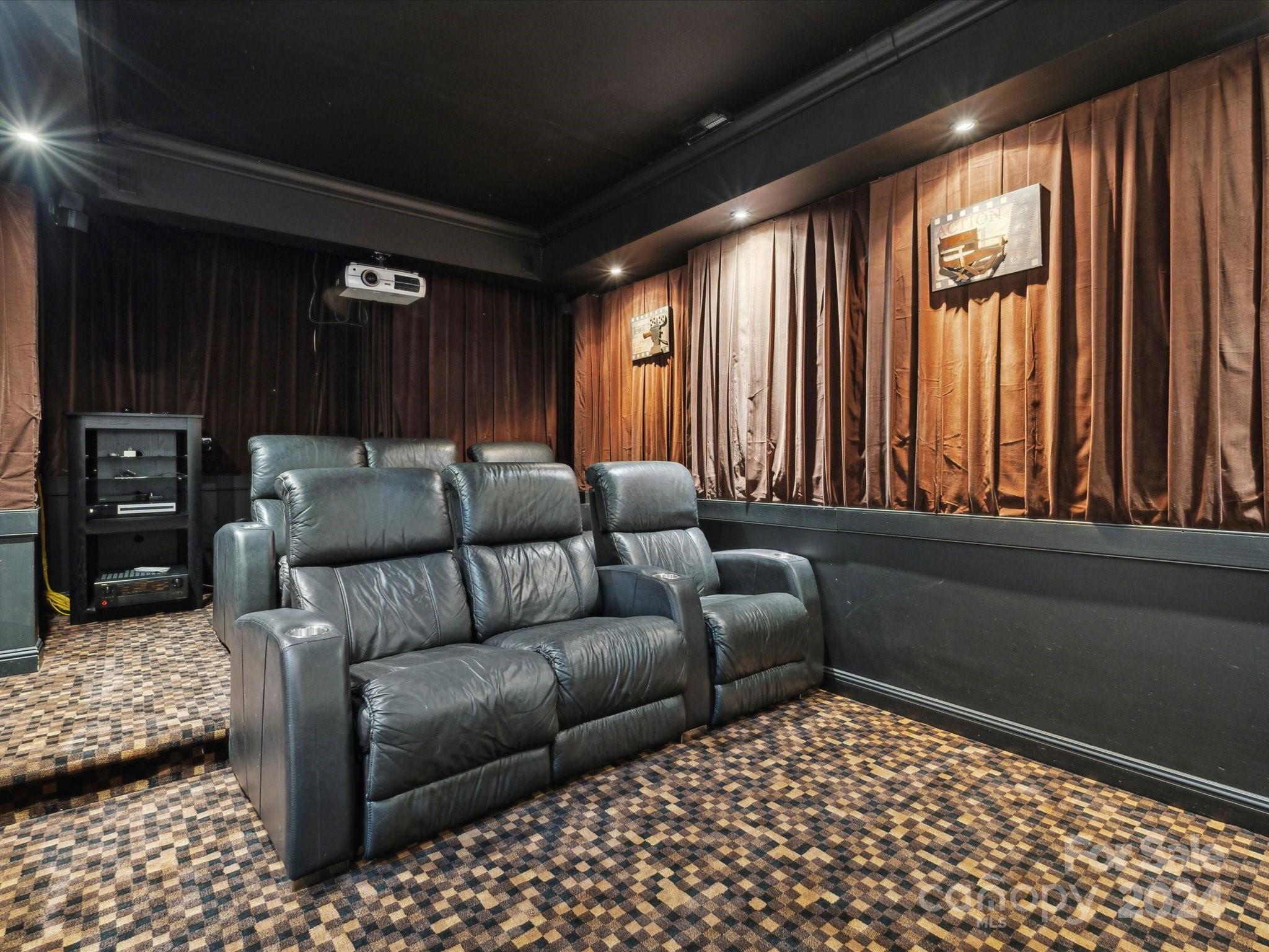 1516 Golden Rain Drive