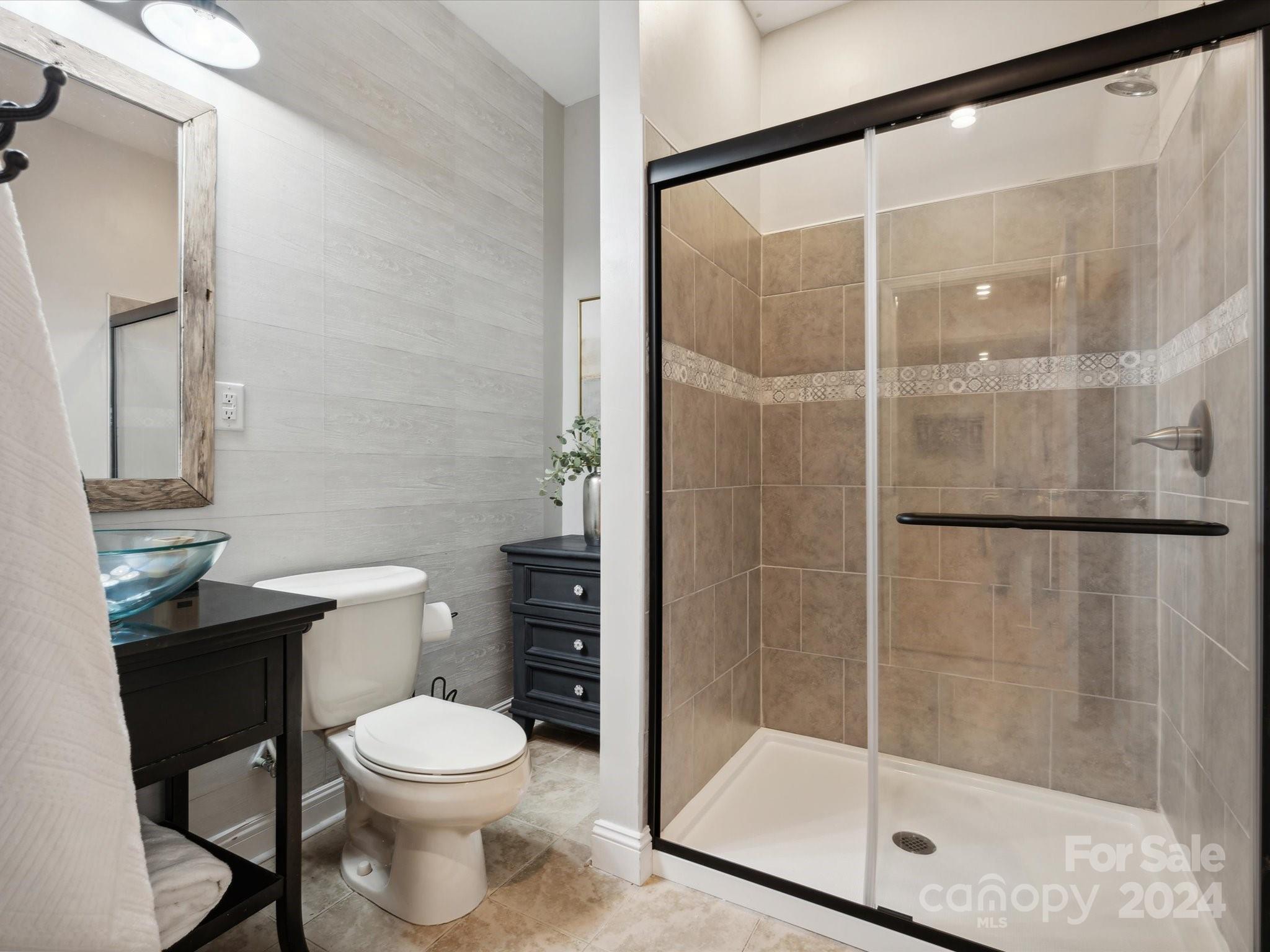 1516 Golden Rain Drive