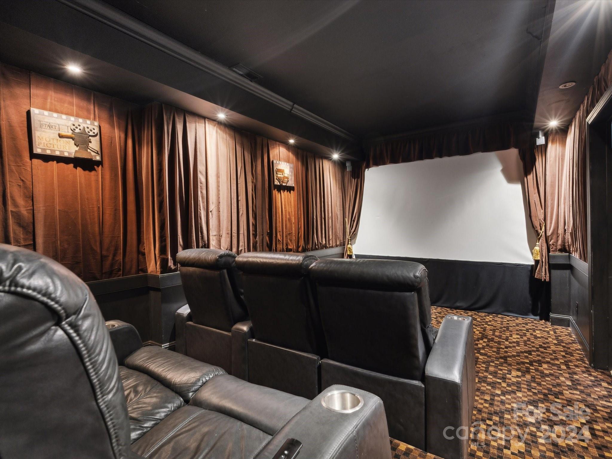 1516 Golden Rain Drive