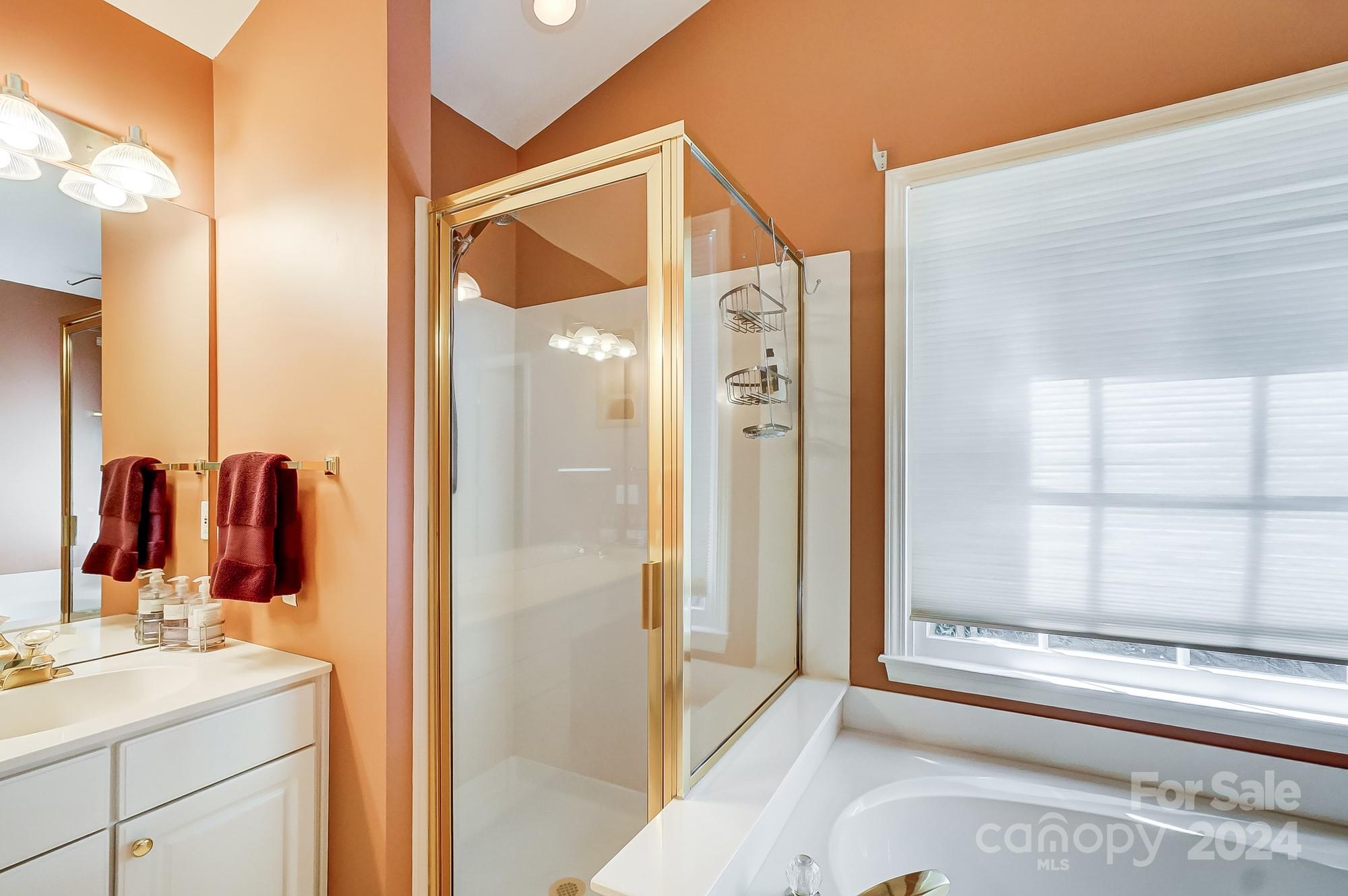 2736 Peverell Lane