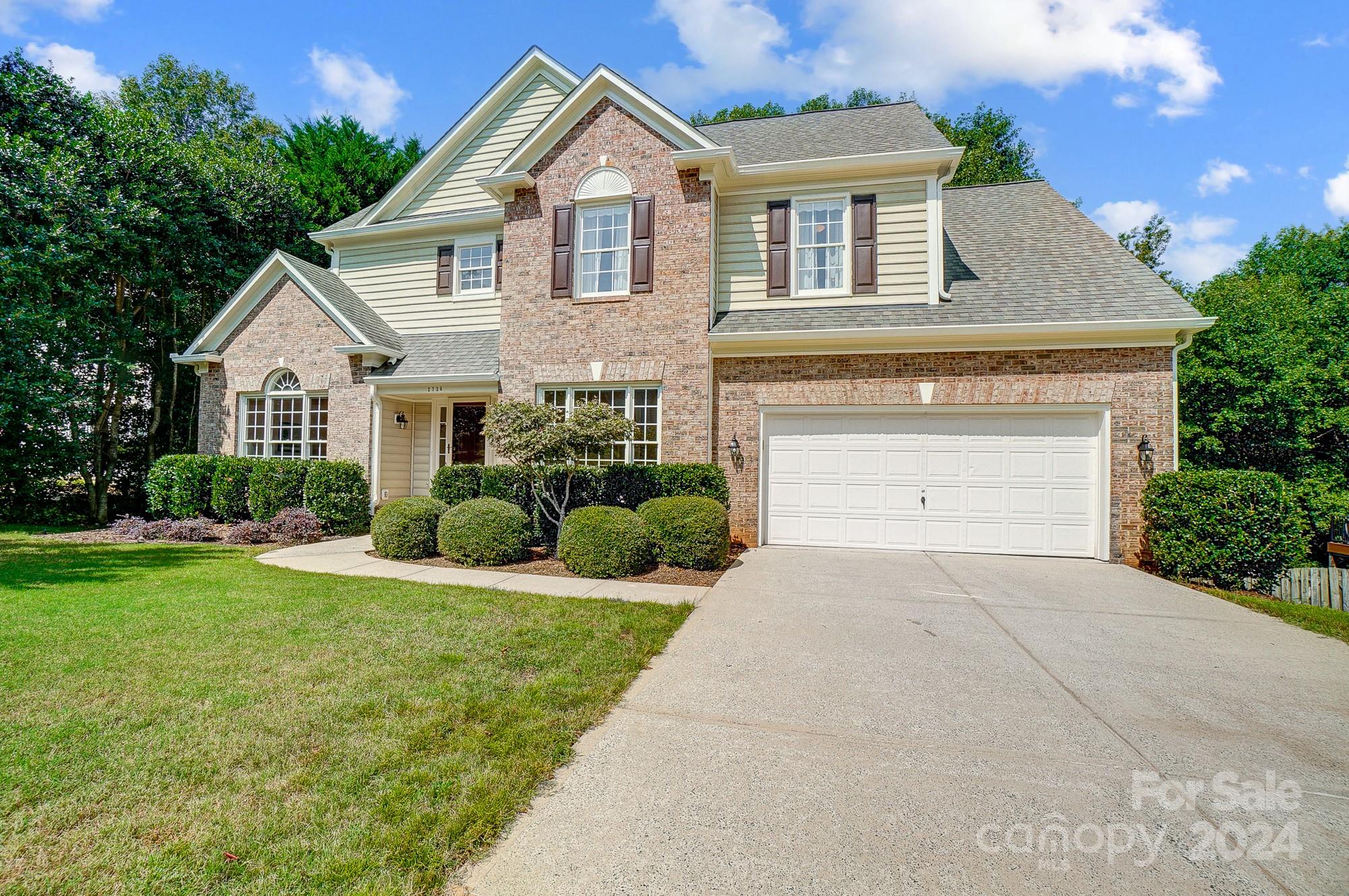 2736 Peverell Lane