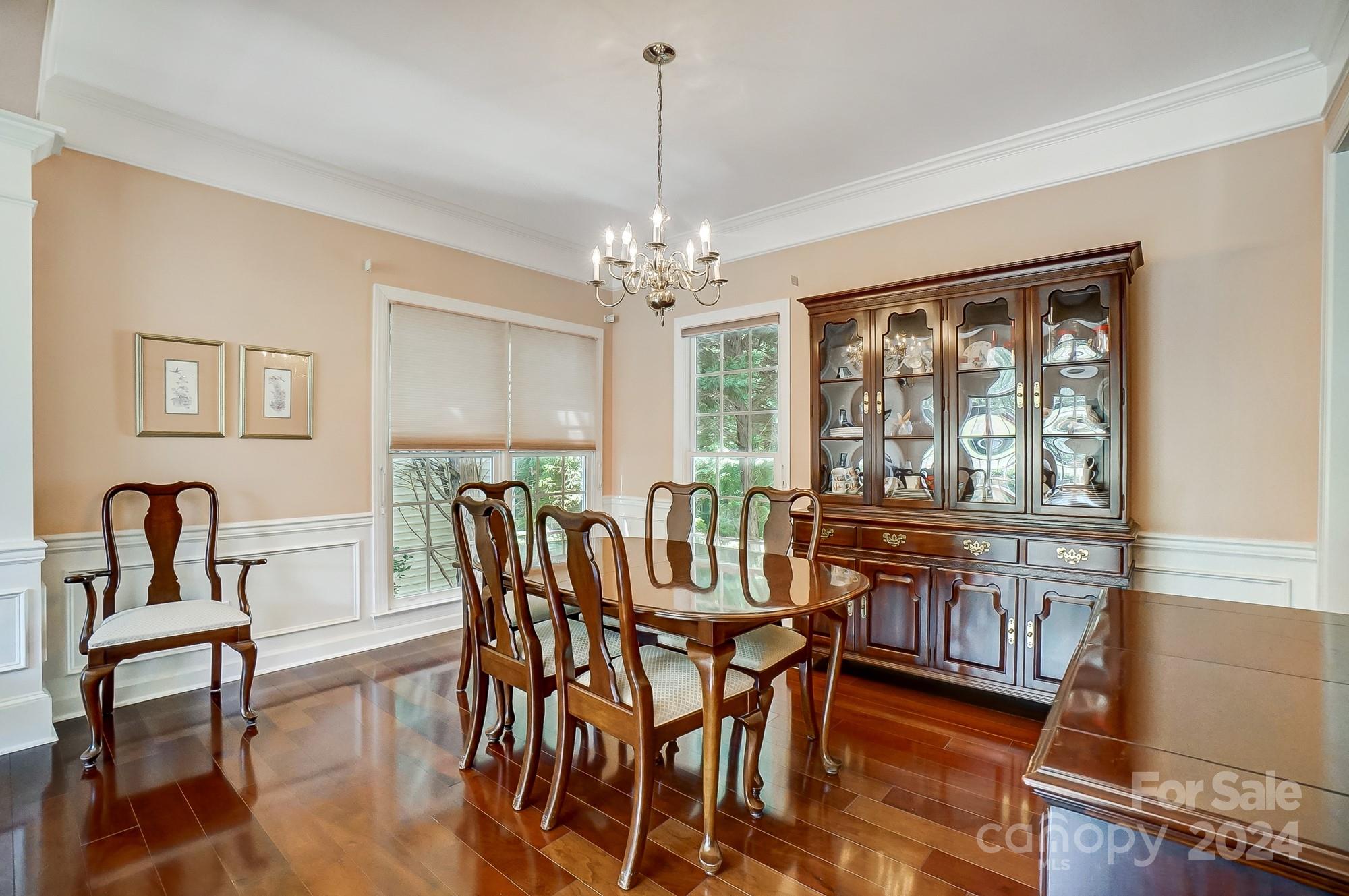 2736 Peverell Lane