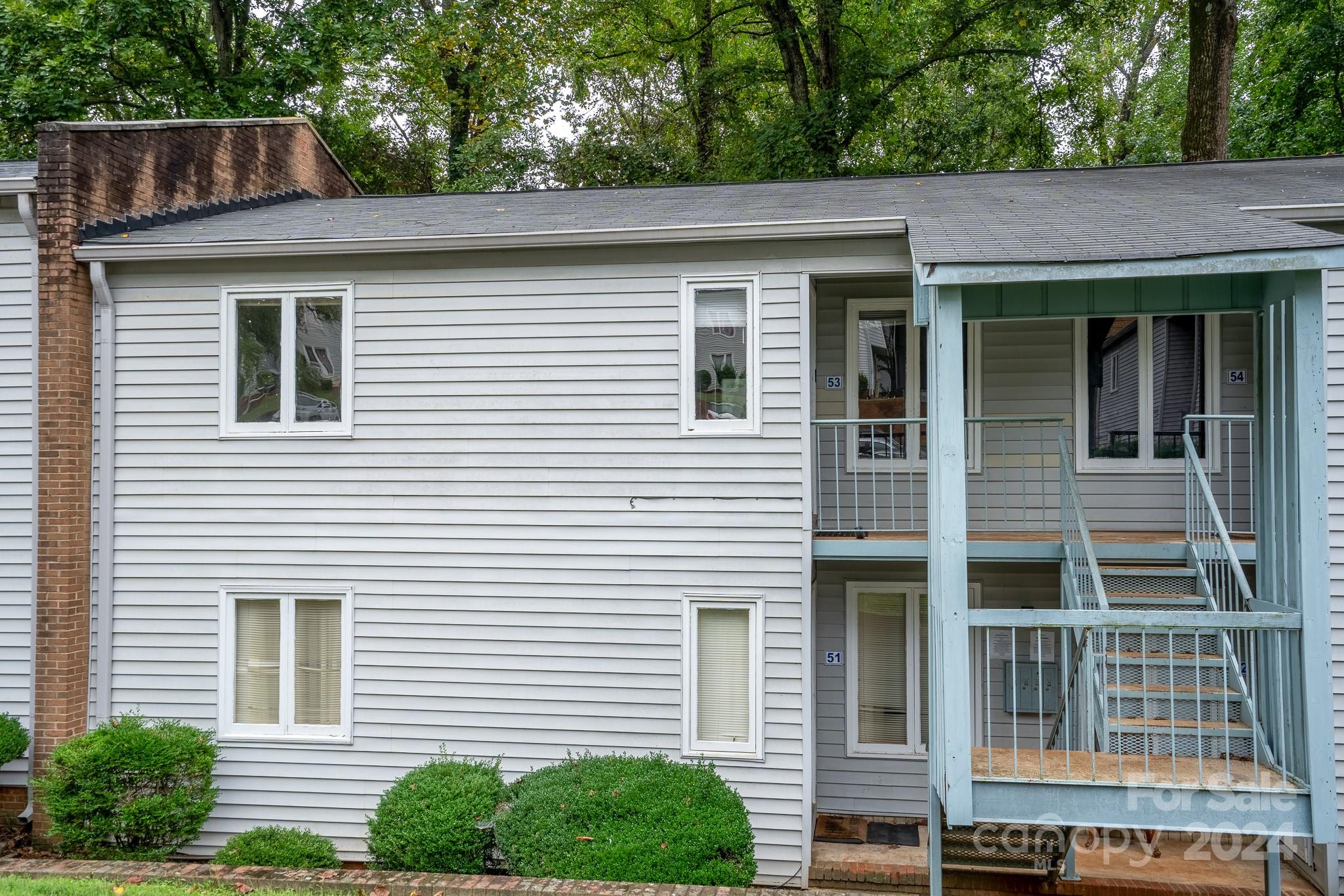 2017 Stoney Point Lane Unit: 53