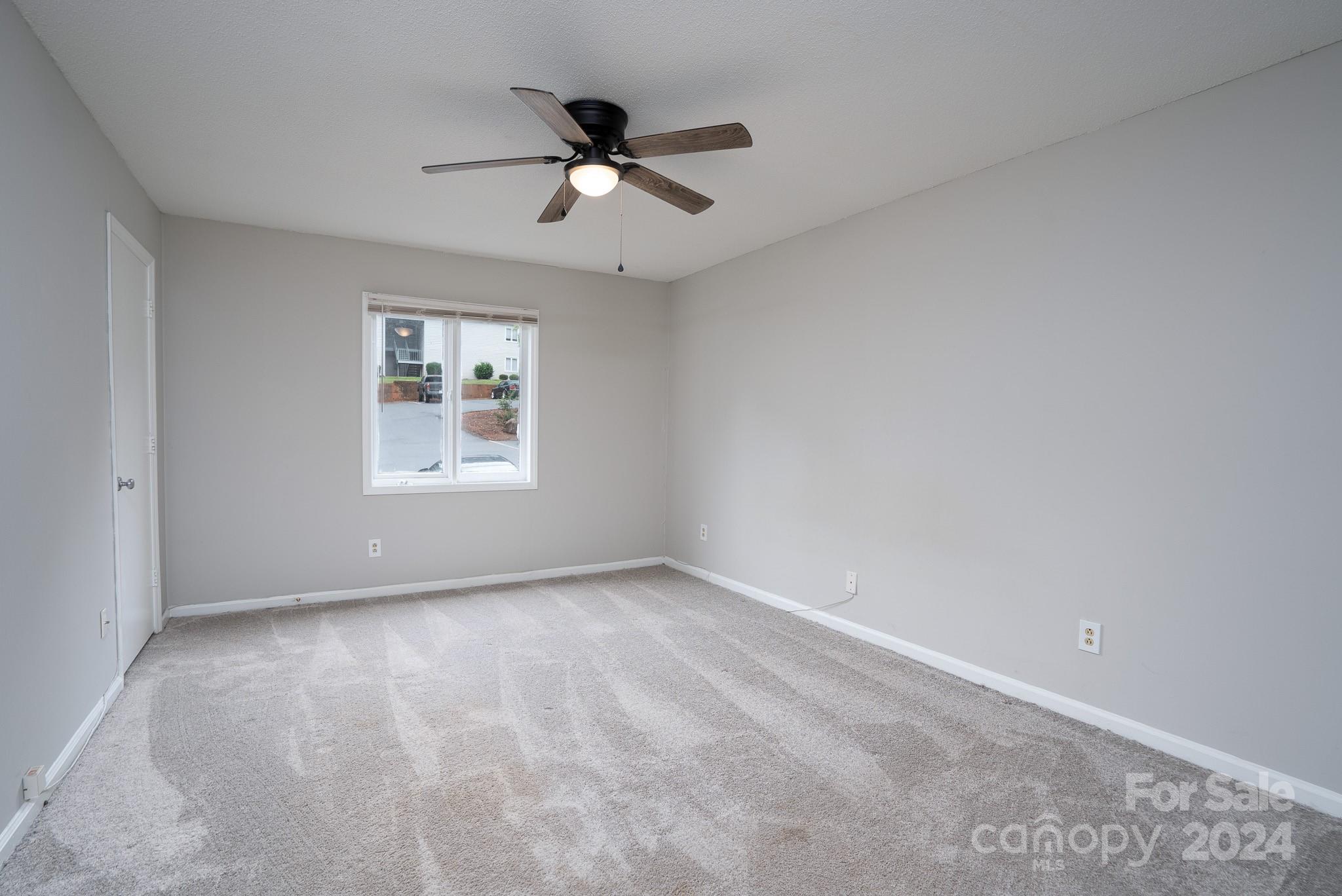 2017 Stoney Point Lane Unit: 53