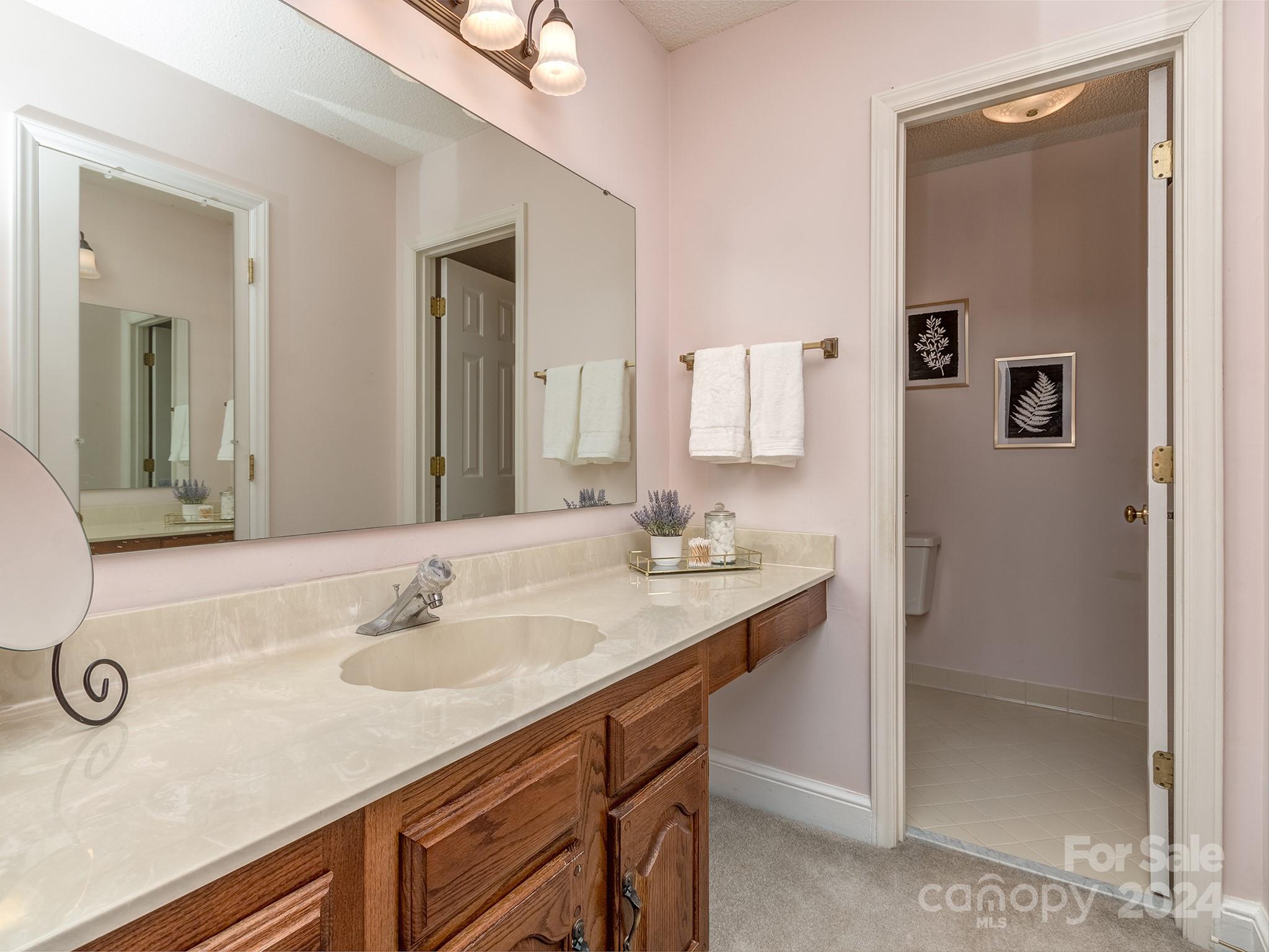 9240 Hemingford Court