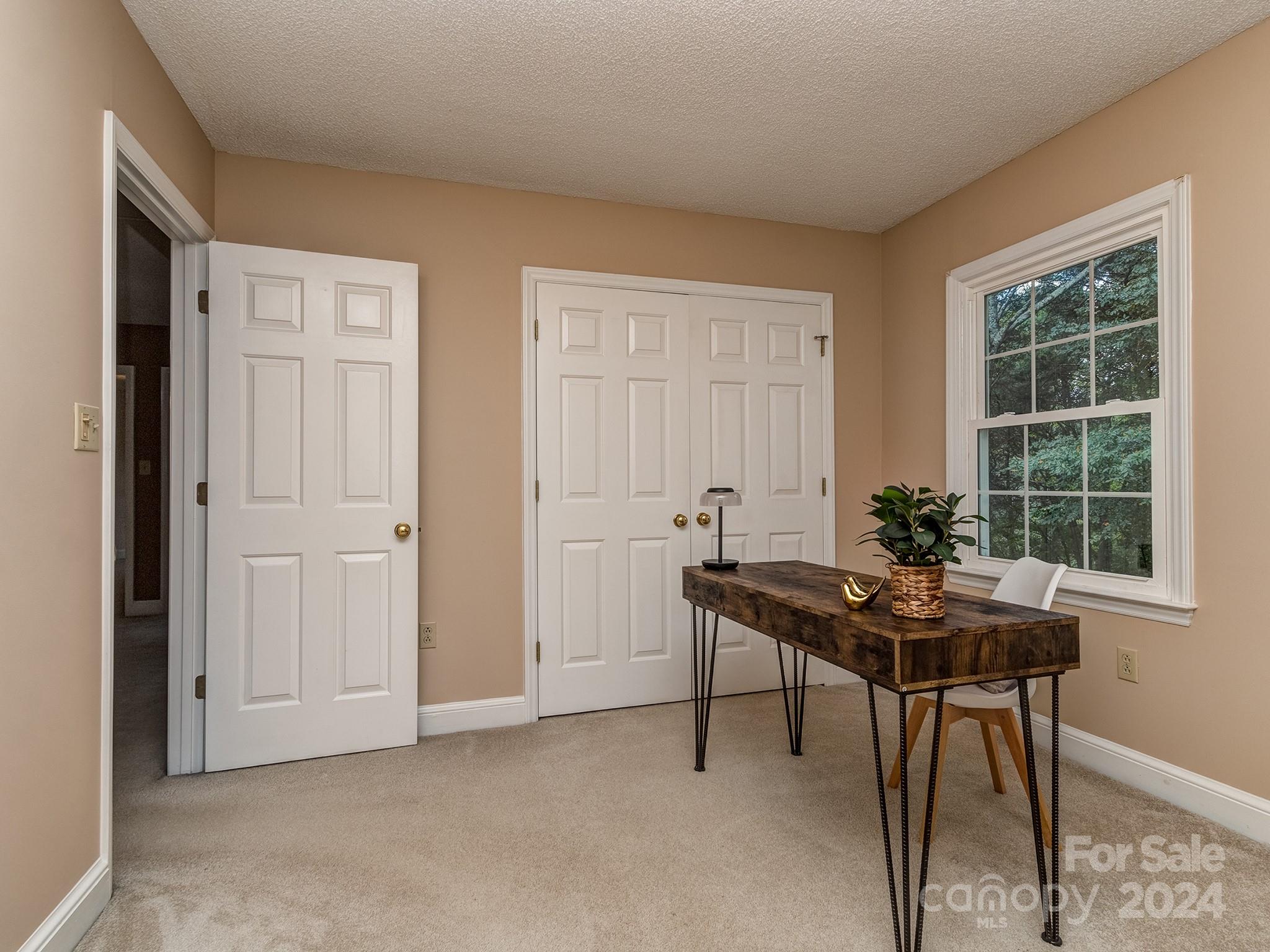 9240 Hemingford Court