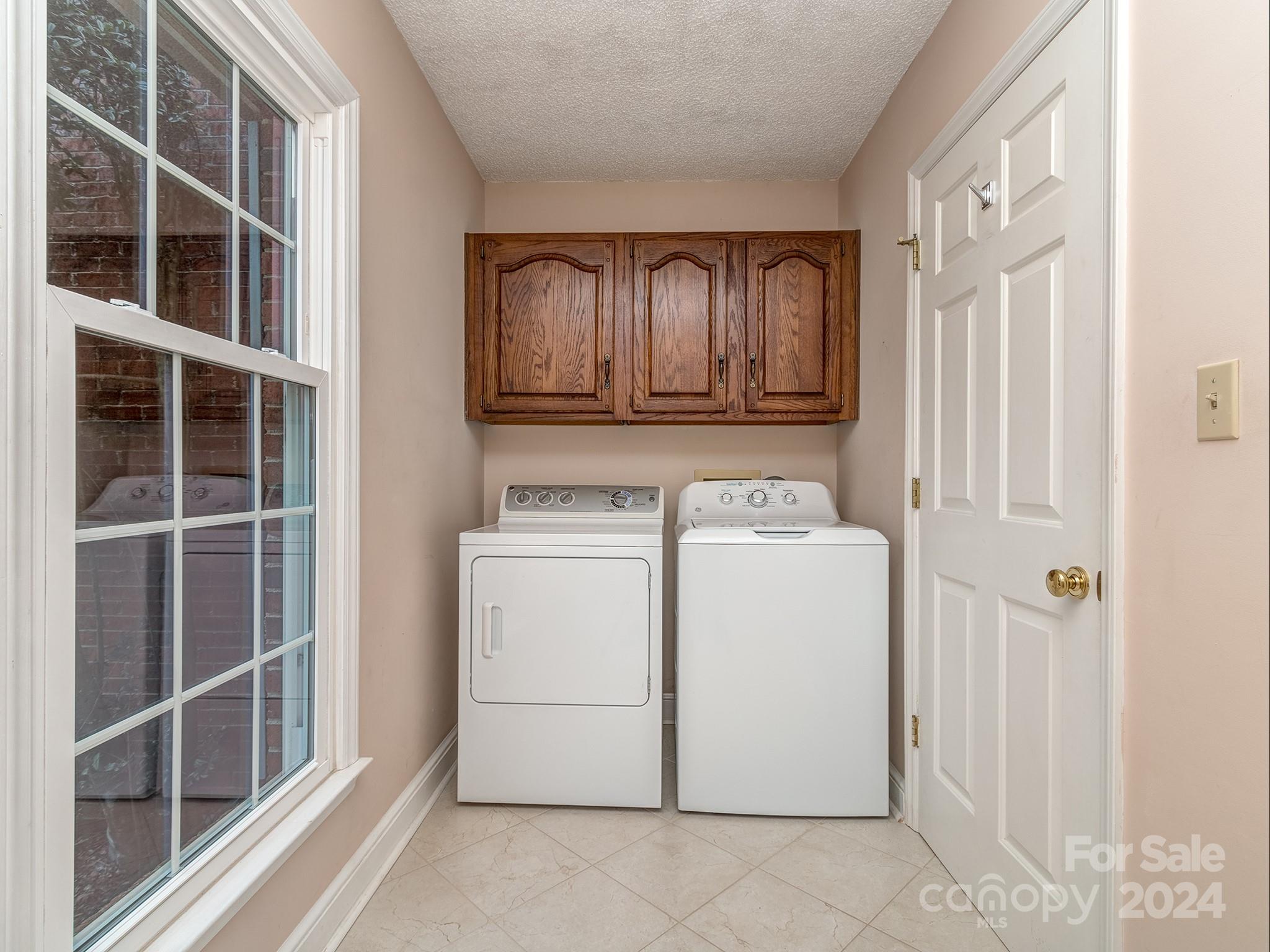 9240 Hemingford Court