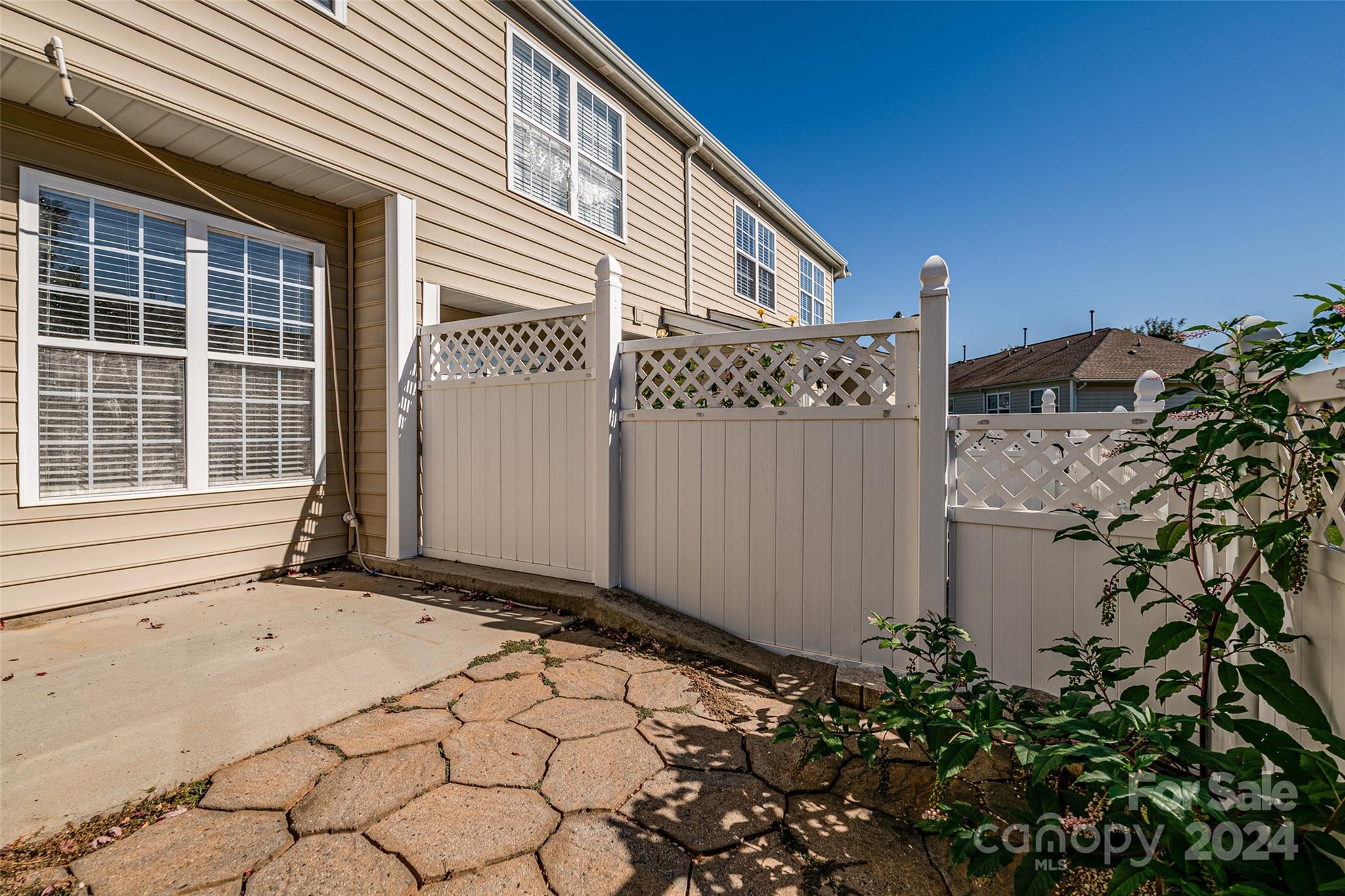 436 River Park Road